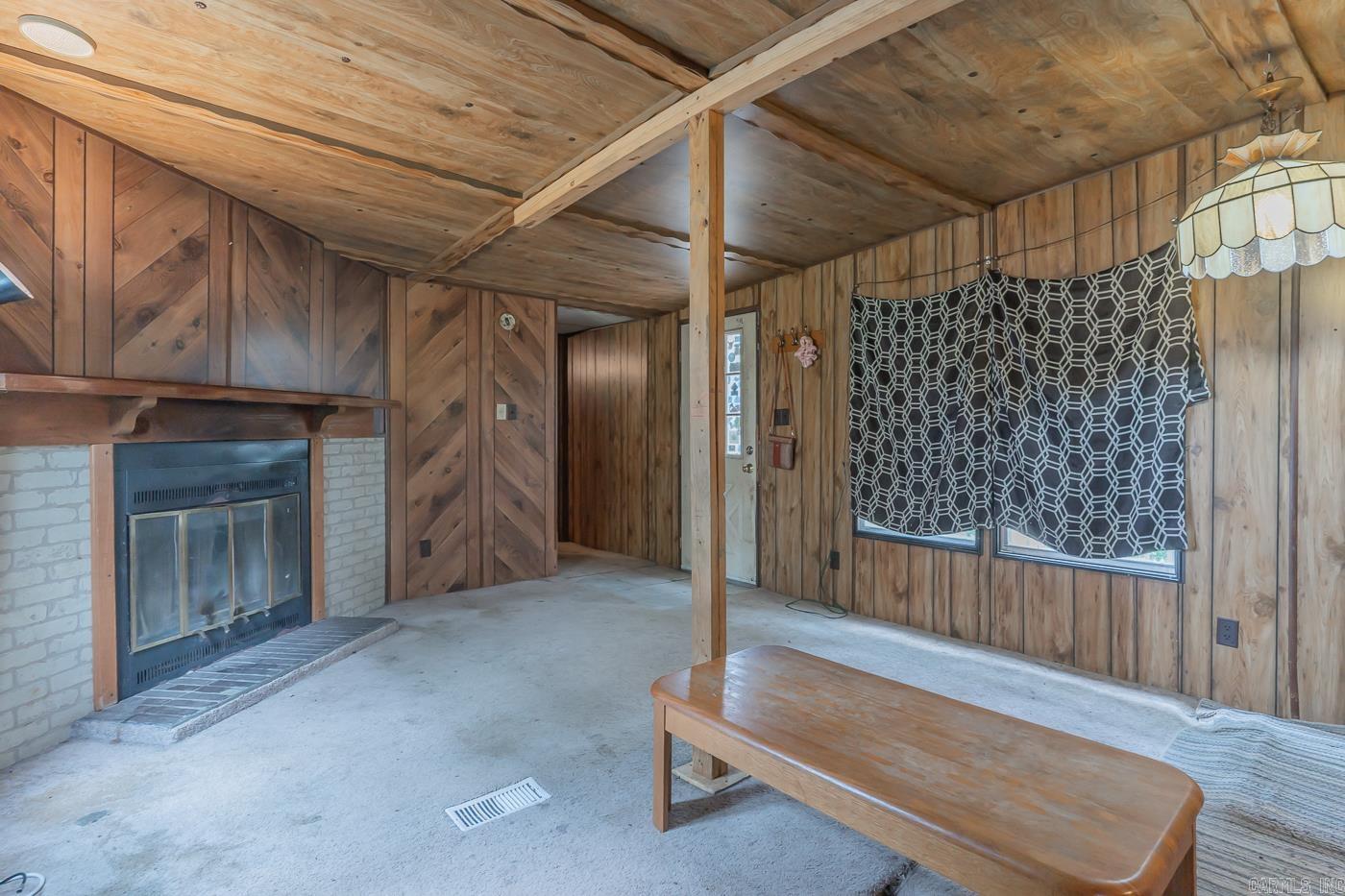 425 1st  Black Rock, AR