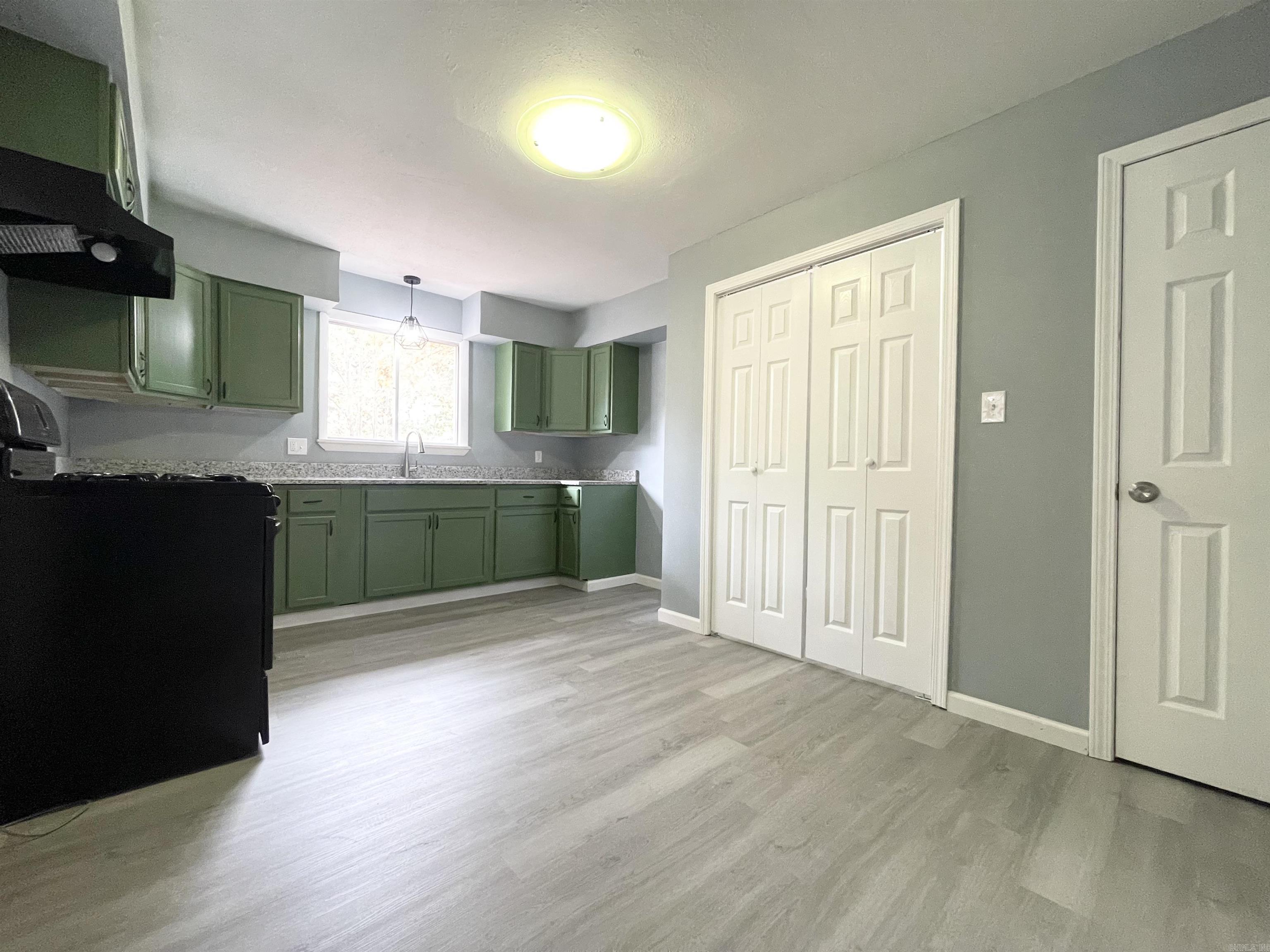 2000 Perry  Little Rock, AR