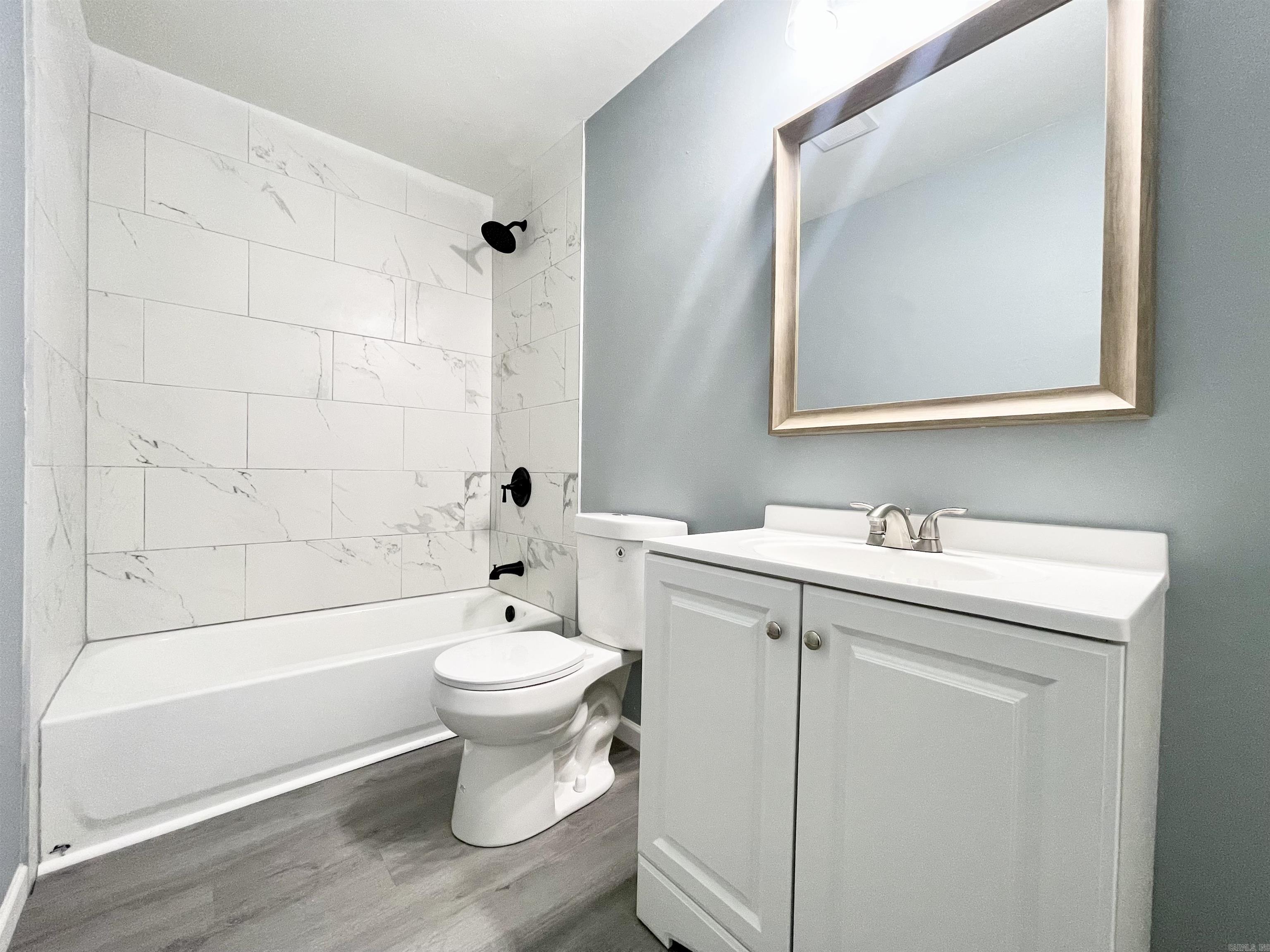 2000 Perry  Little Rock, AR