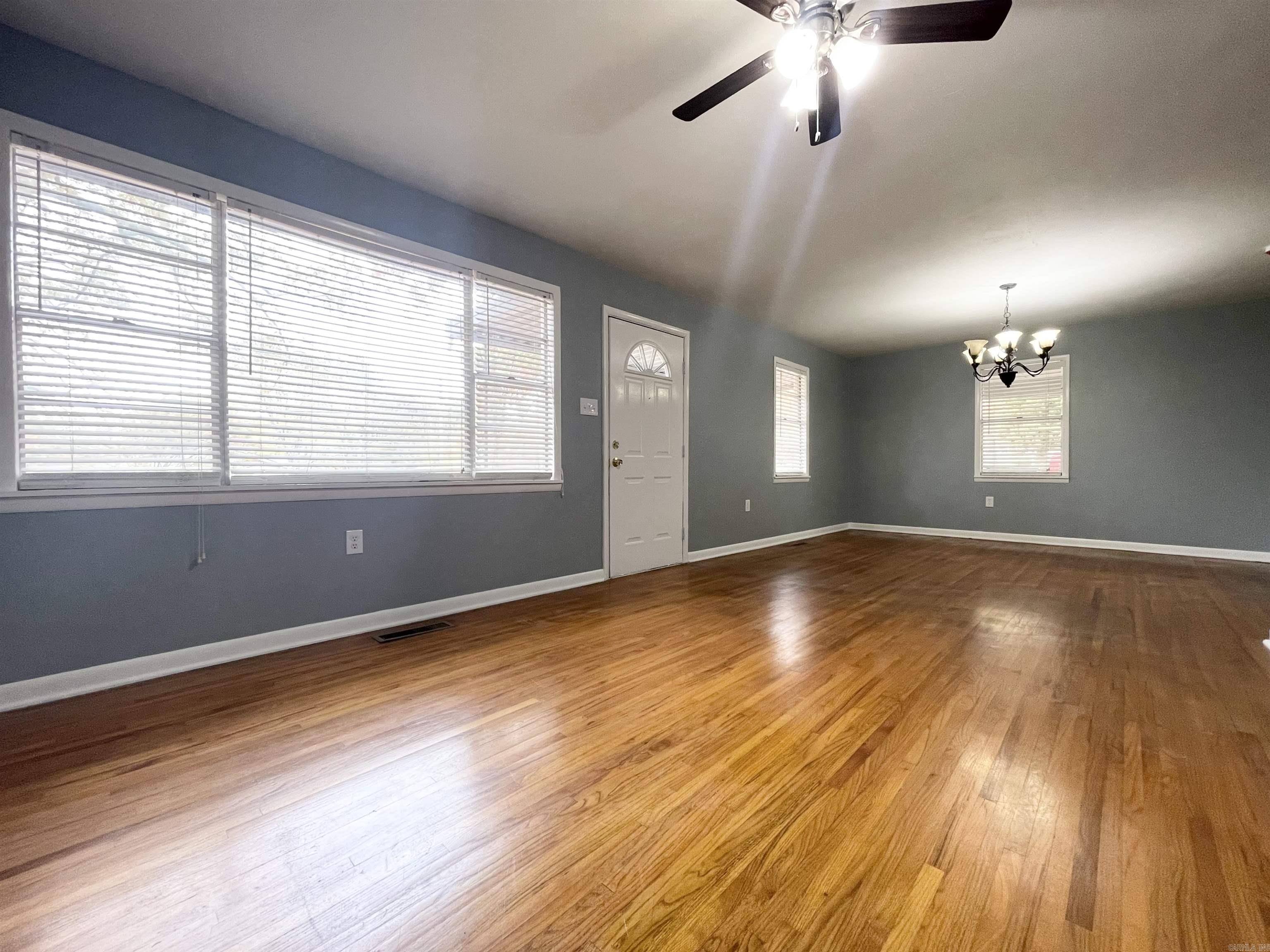 2000 Perry  Little Rock, AR