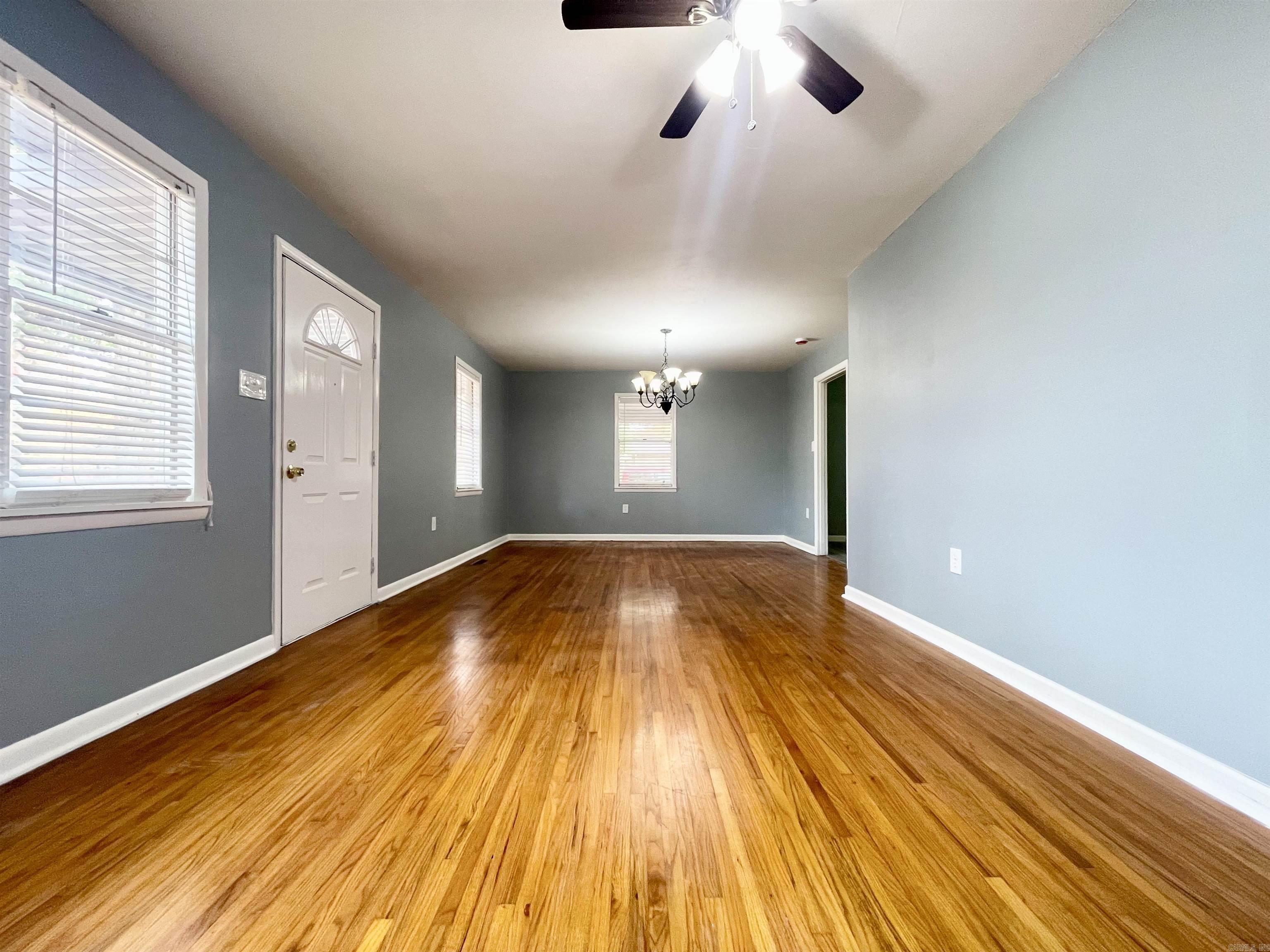 2000 Perry  Little Rock, AR