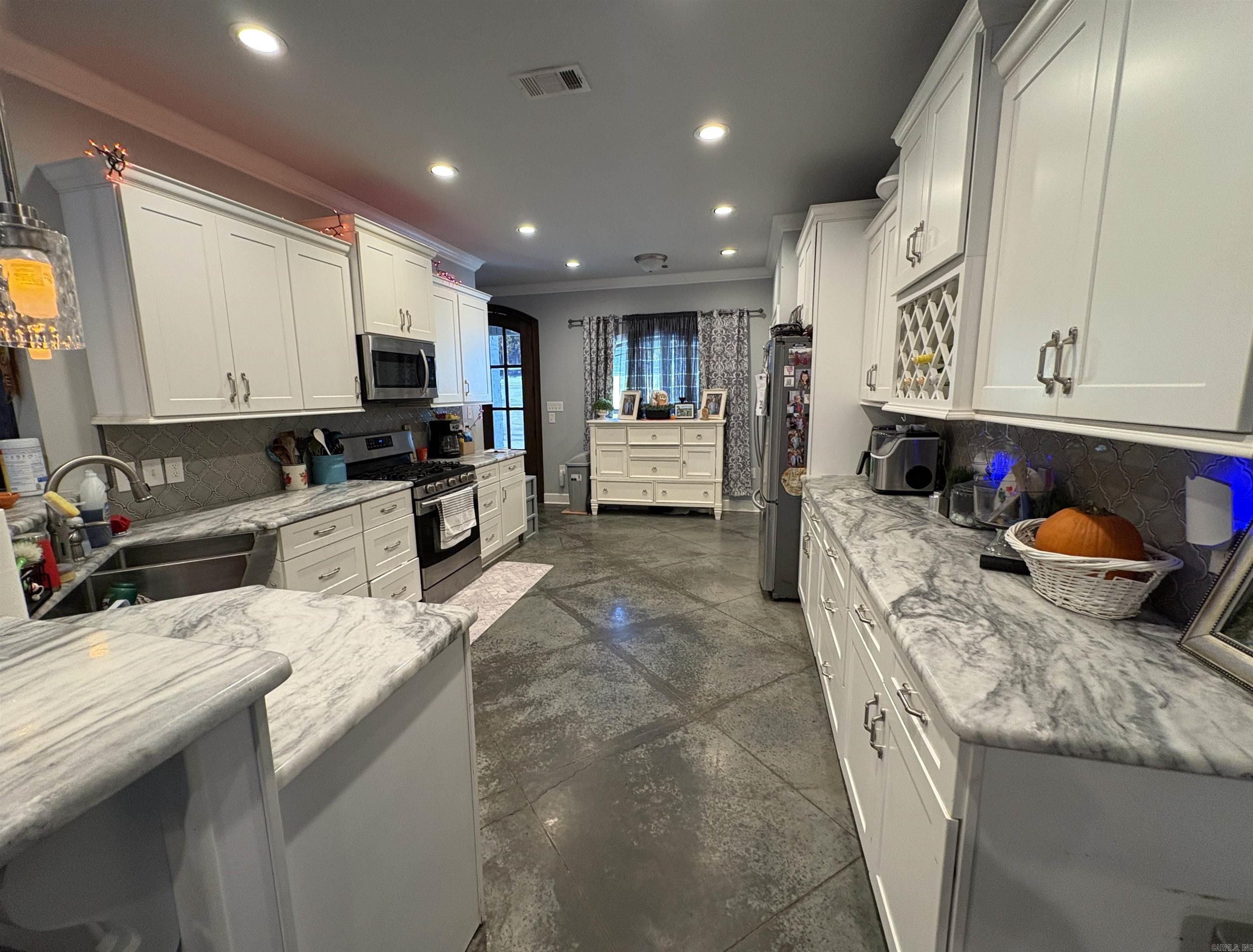 314 County Rd 7625  Brookland, AR