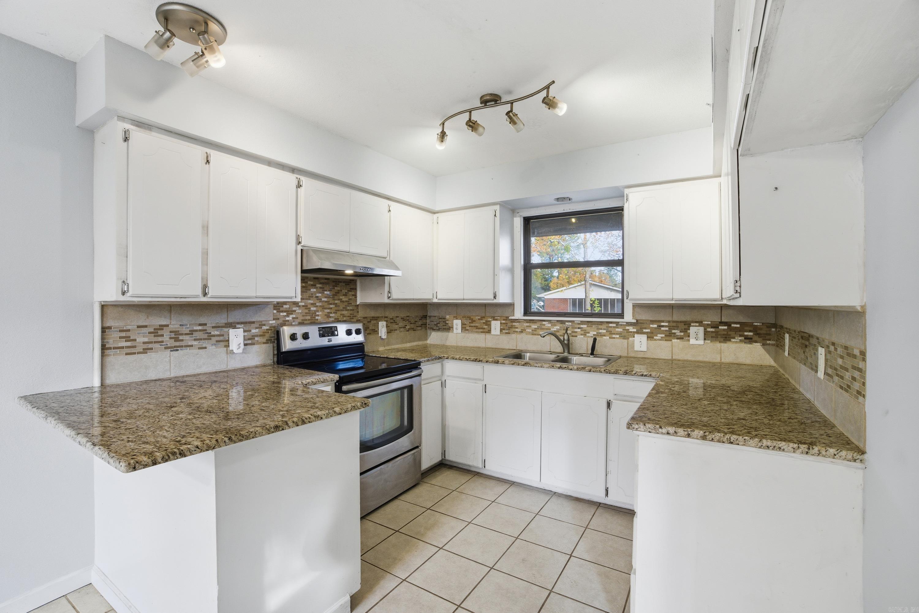 907 Mountain Valley Drive  Perryville, AR