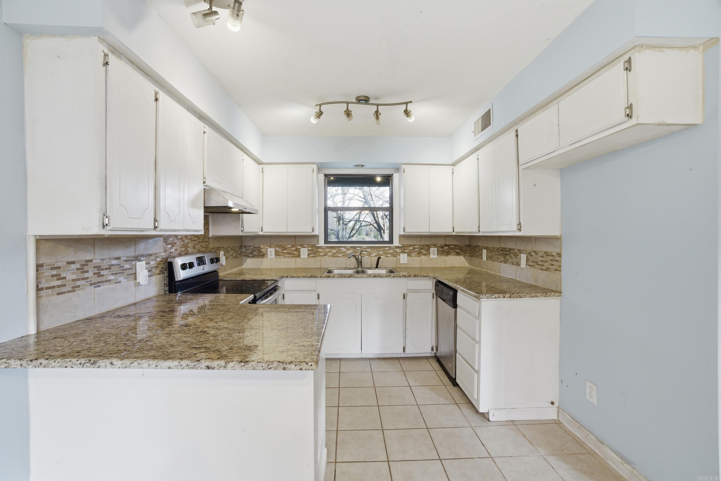 907 Mountain Valley Drive  Perryville, AR