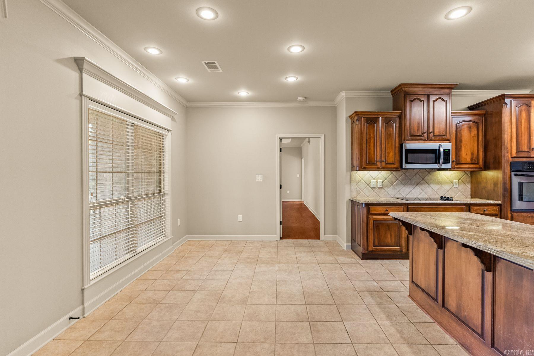 8824 Ridgeview  Sherwood, AR