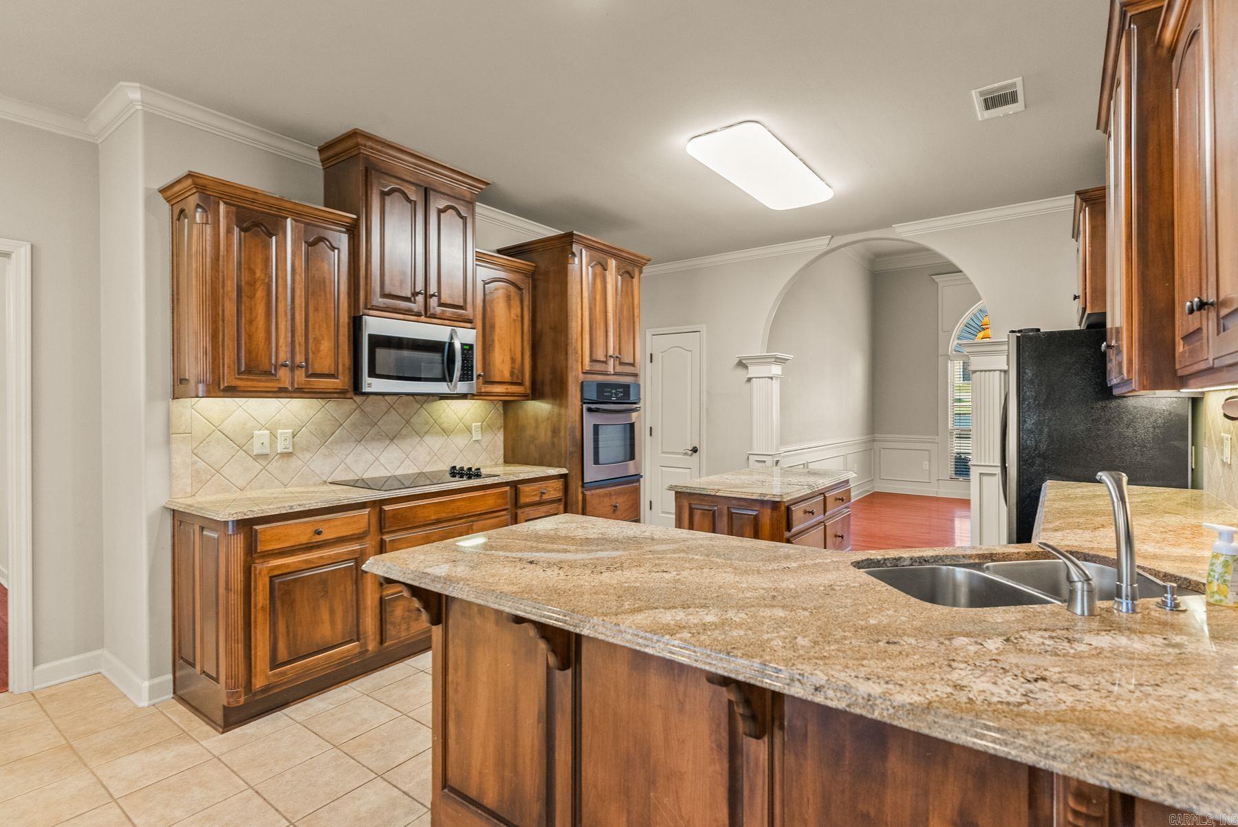 8824 Ridgeview  Sherwood, AR