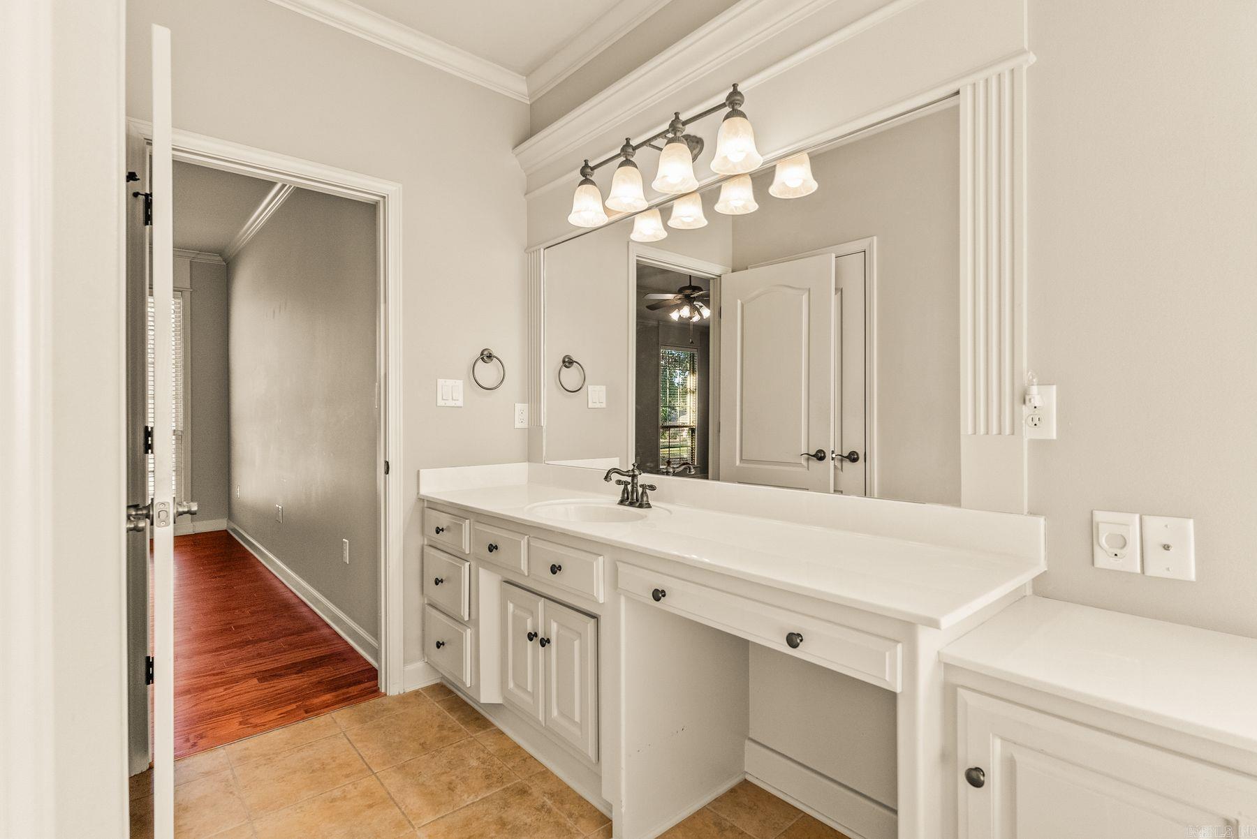 8824 Ridgeview  Sherwood, AR