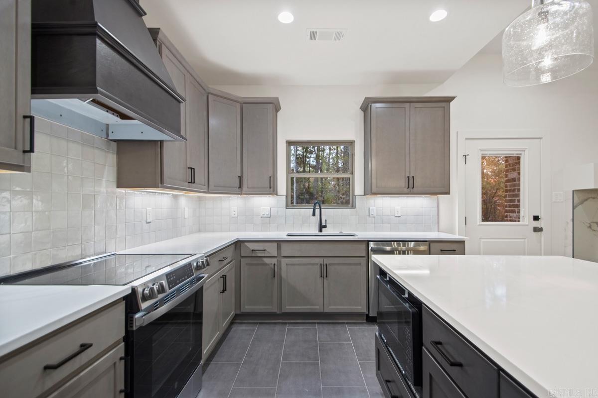 3 Promesa Lane  Hot Springs Village, AR