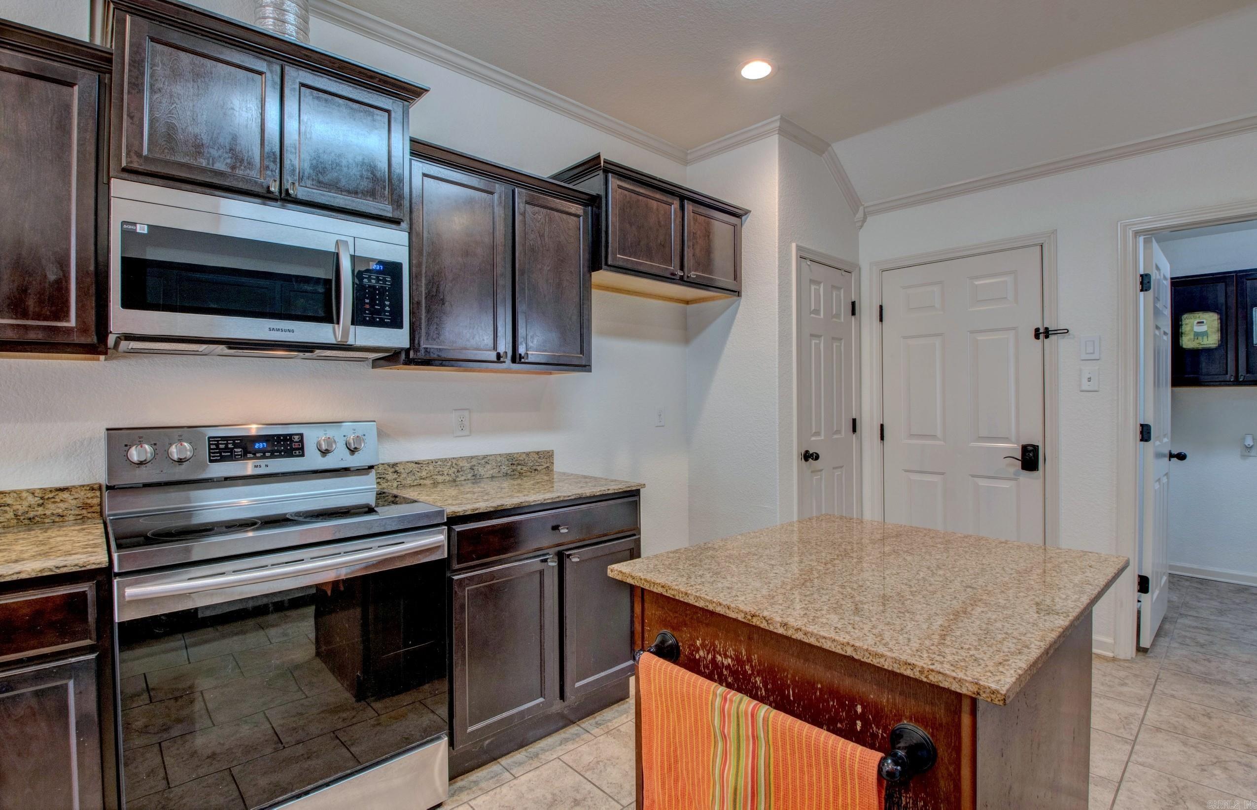 83 Earnhardt  Cabot, AR