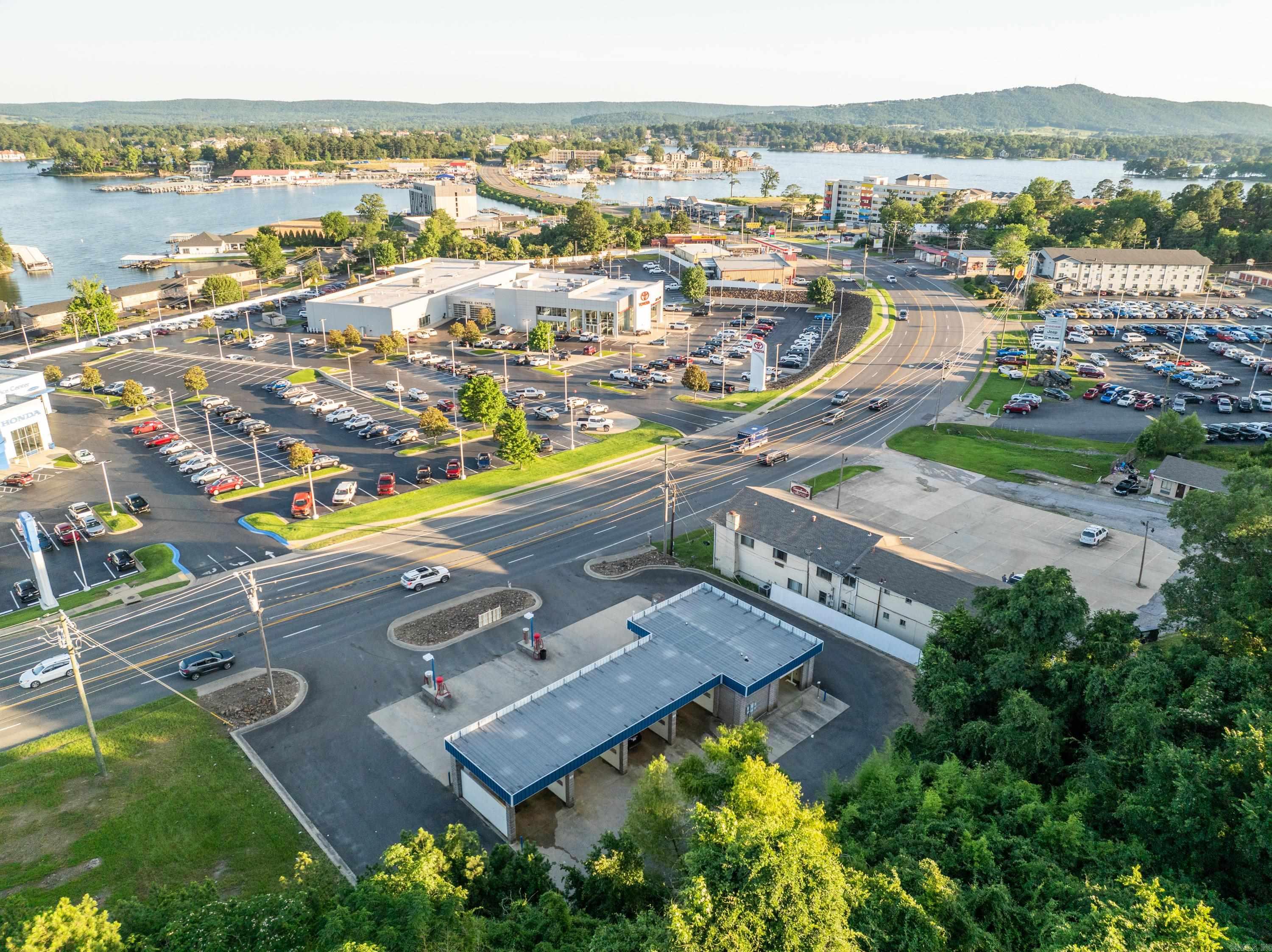 4702 Central Avenue  Hot Springs, AR