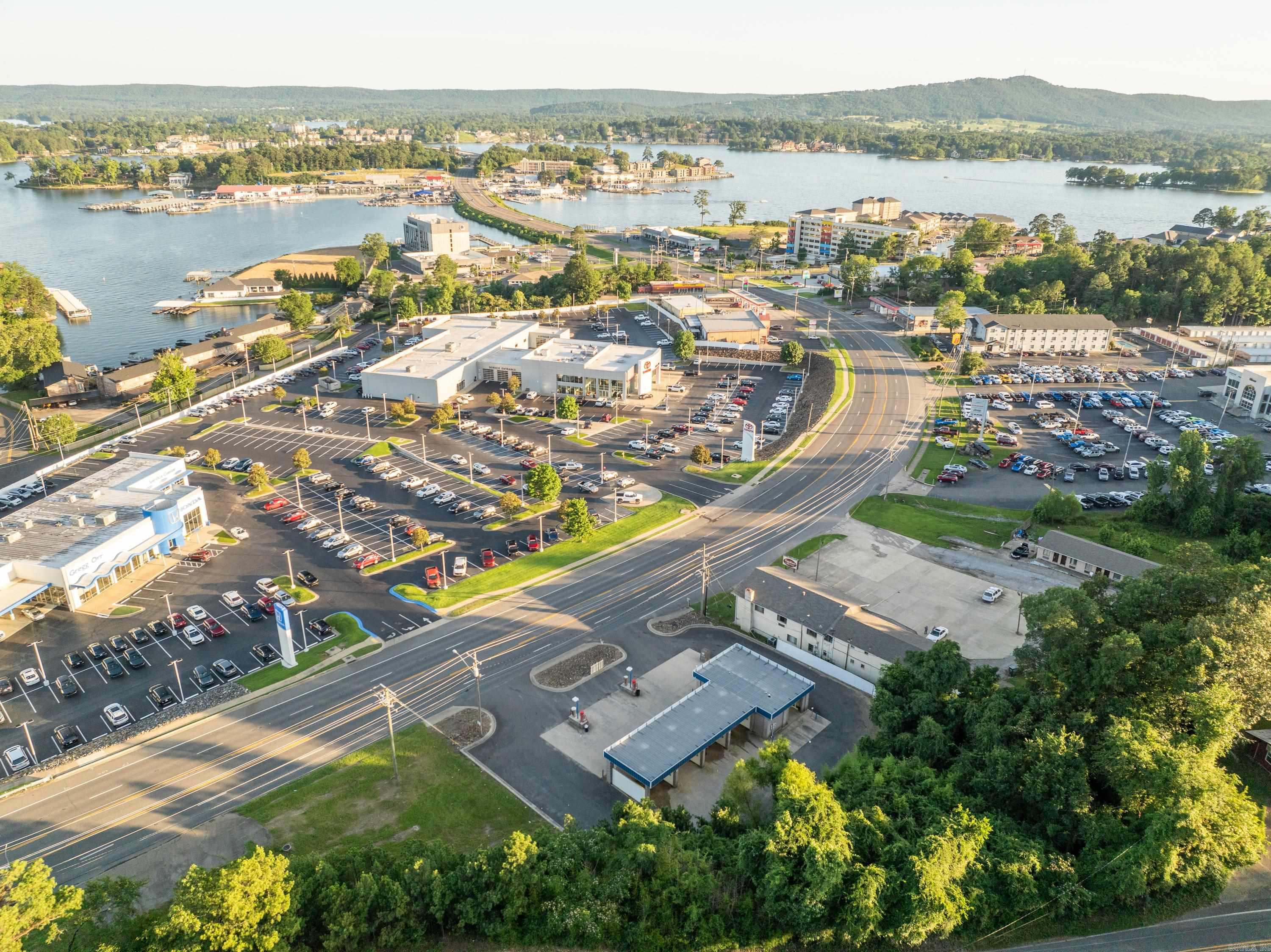 4702 Central Avenue  Hot Springs, AR