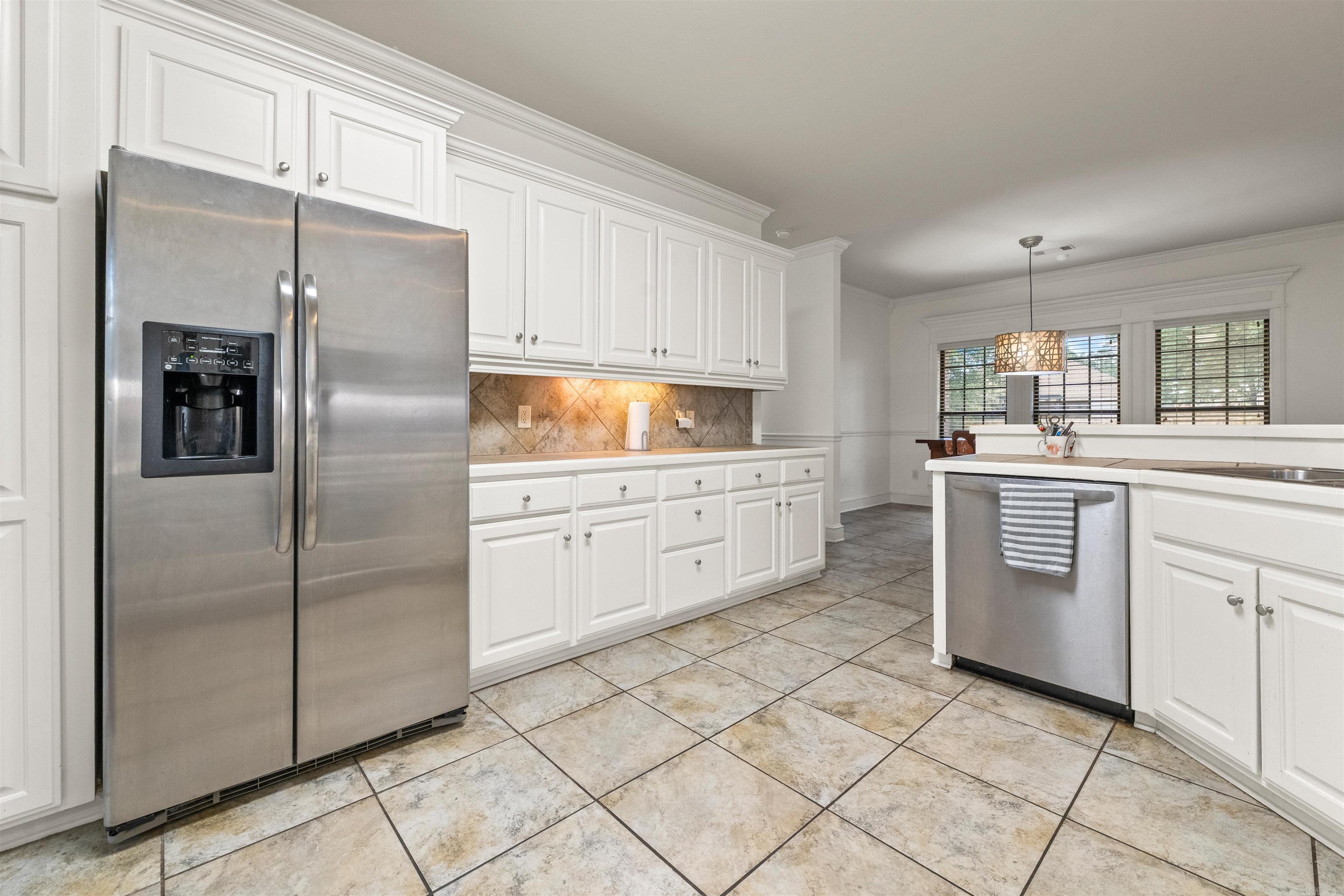 108 Bouriese Circle  Maumelle, AR