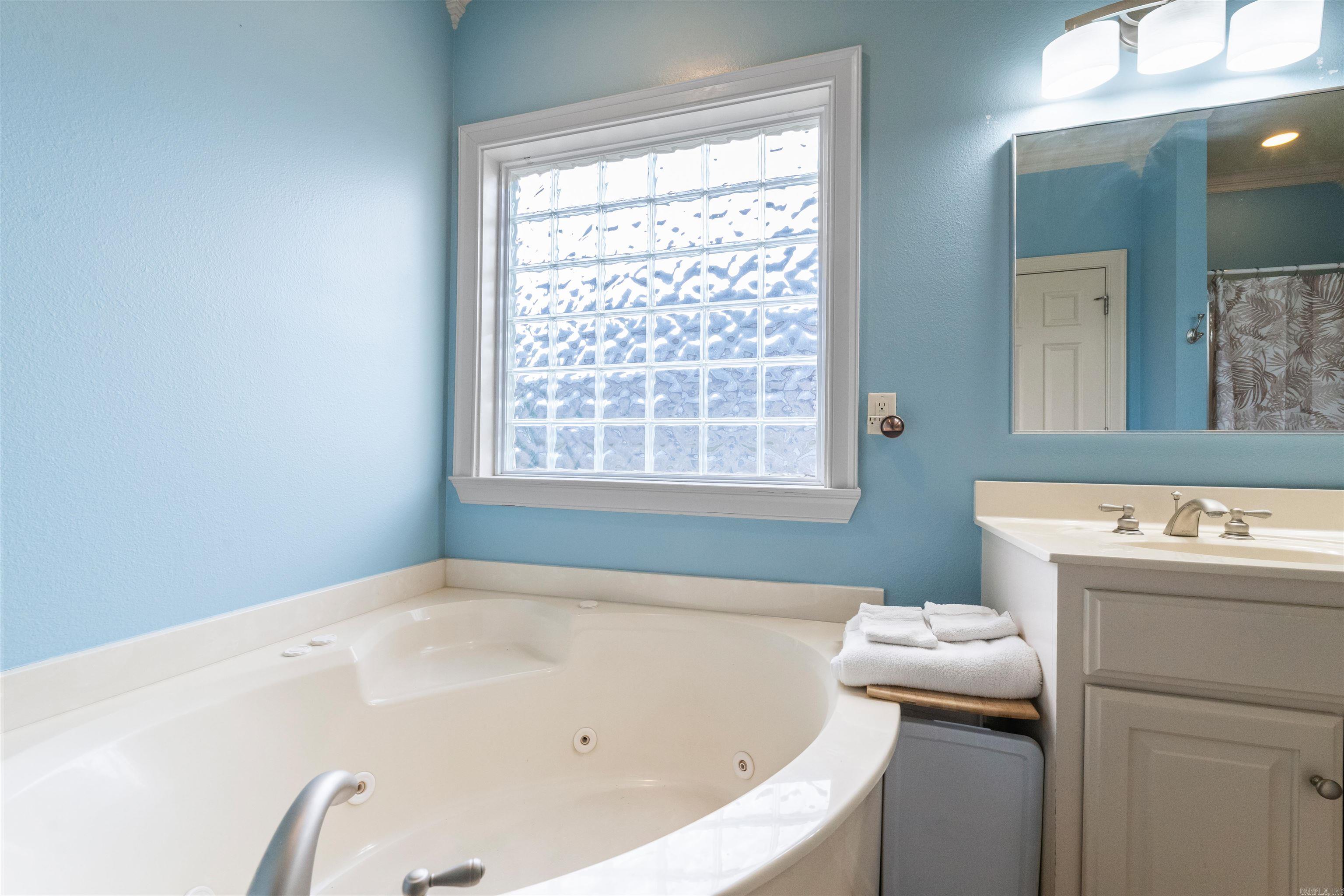 108 Bouriese Circle  Maumelle, AR