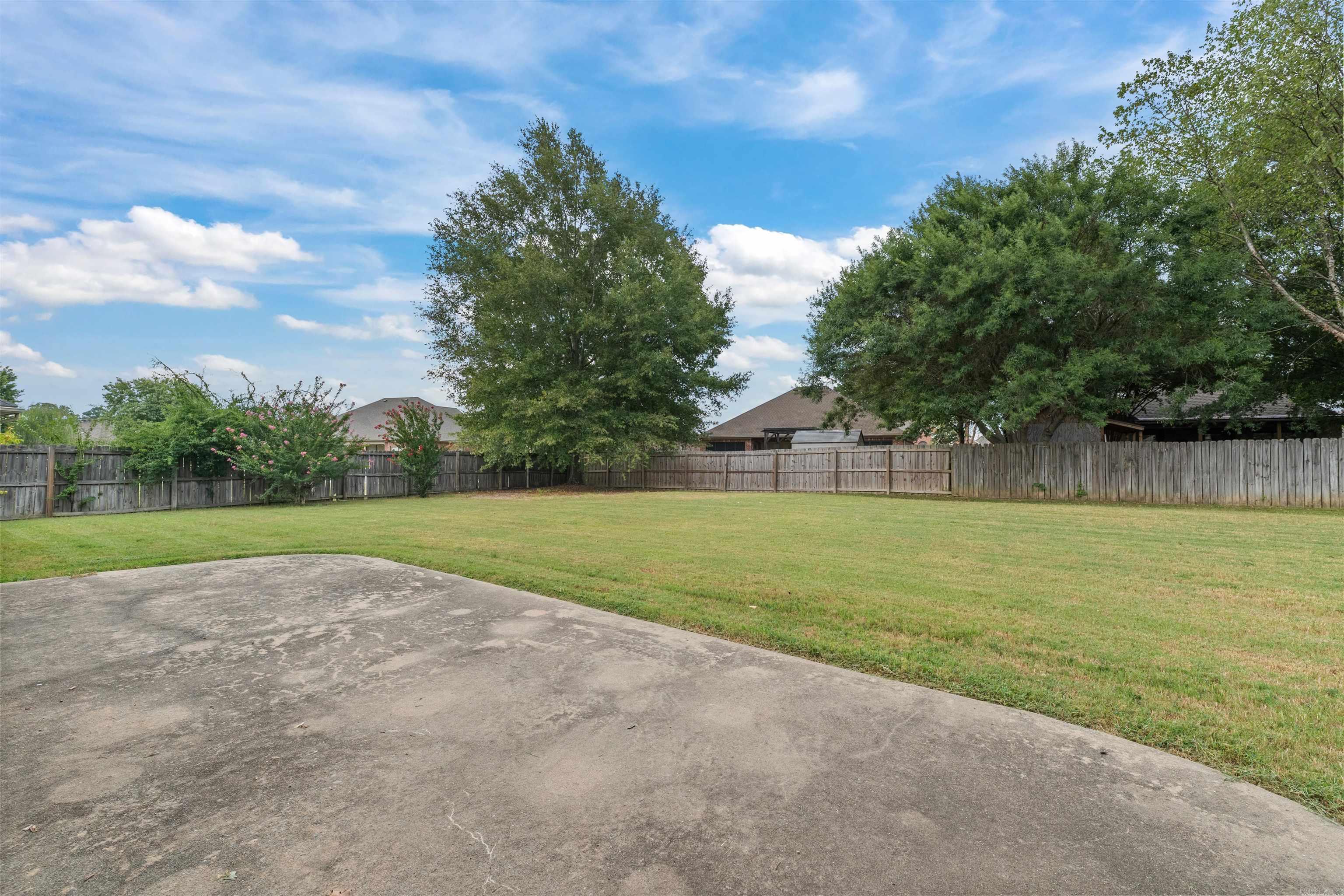 108 Bouriese Circle  Maumelle, AR