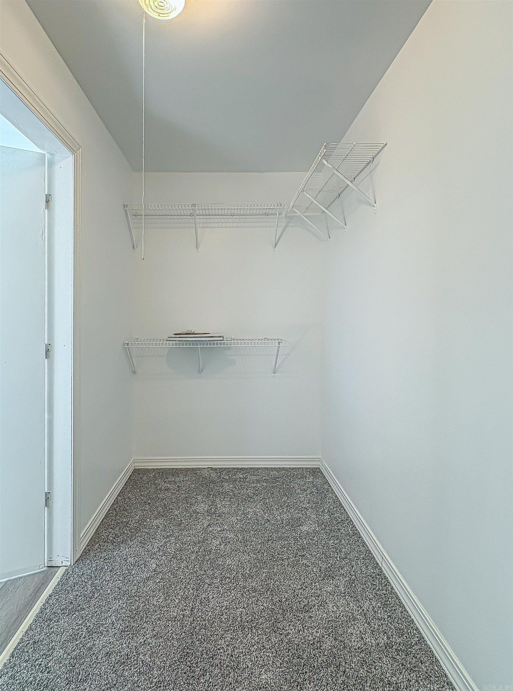 941 MC 5025  Valley Springs, AR