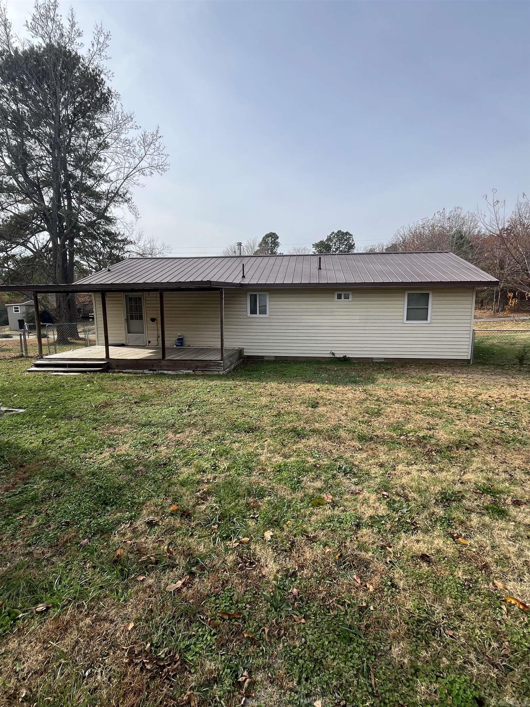 323 N Cedar  Salem, AR