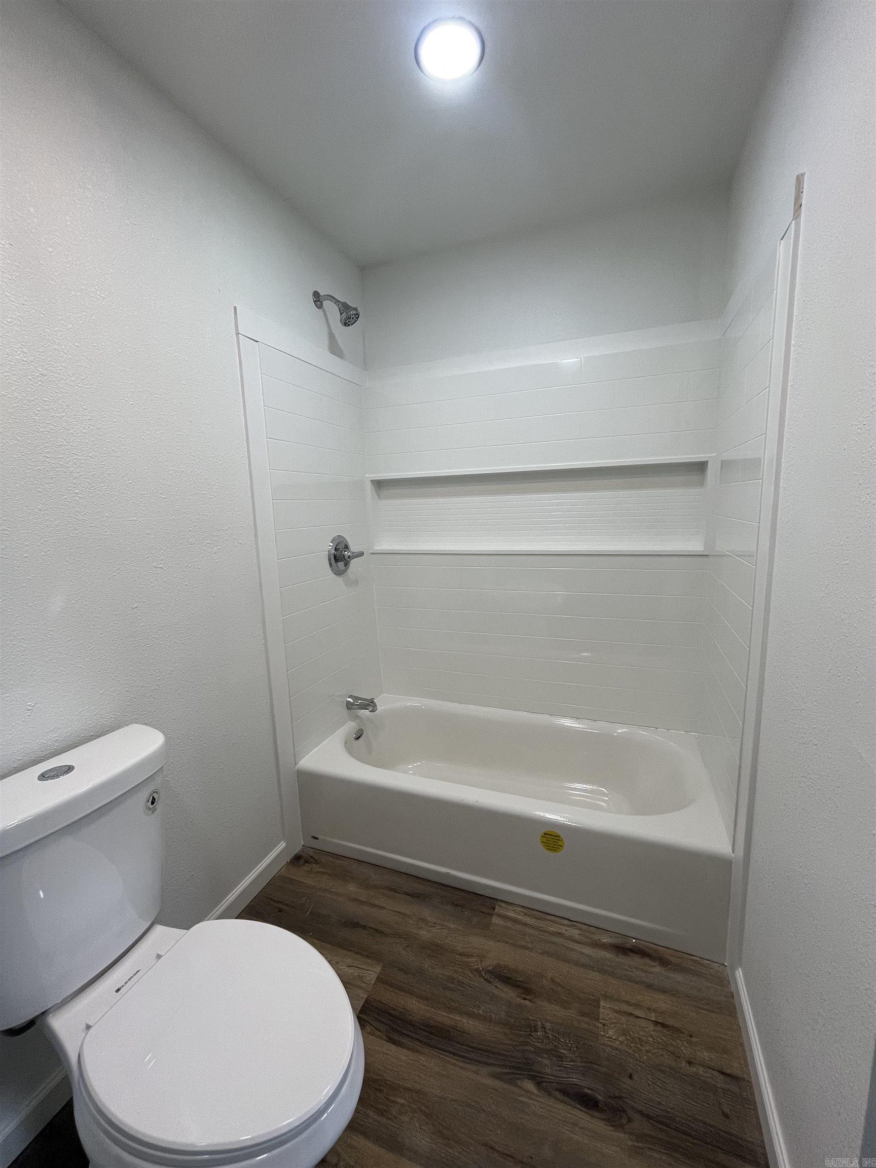 323 N Cedar  Salem, AR