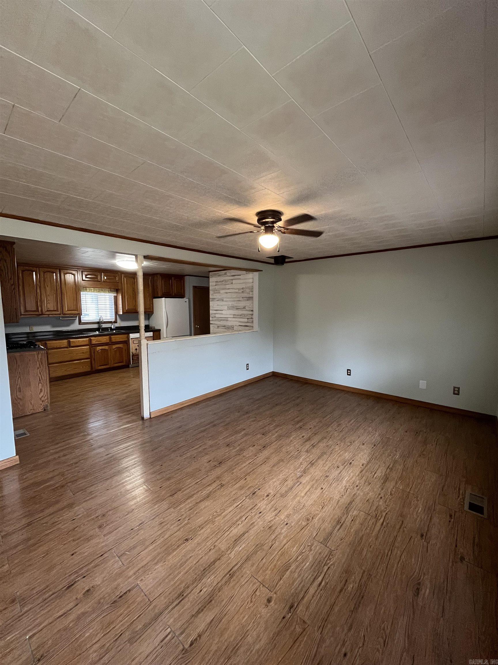 323 N Cedar  Salem, AR