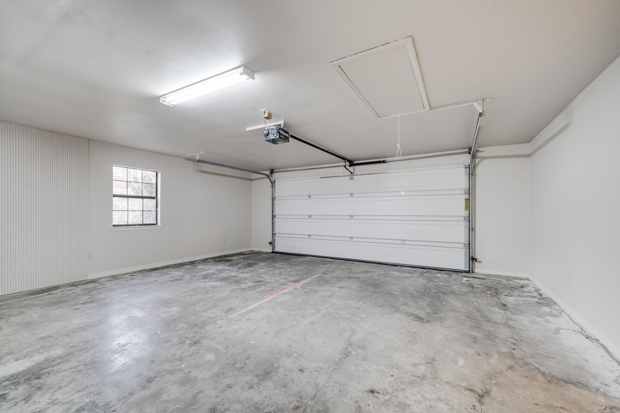 83 Linder  Greenbrier, AR