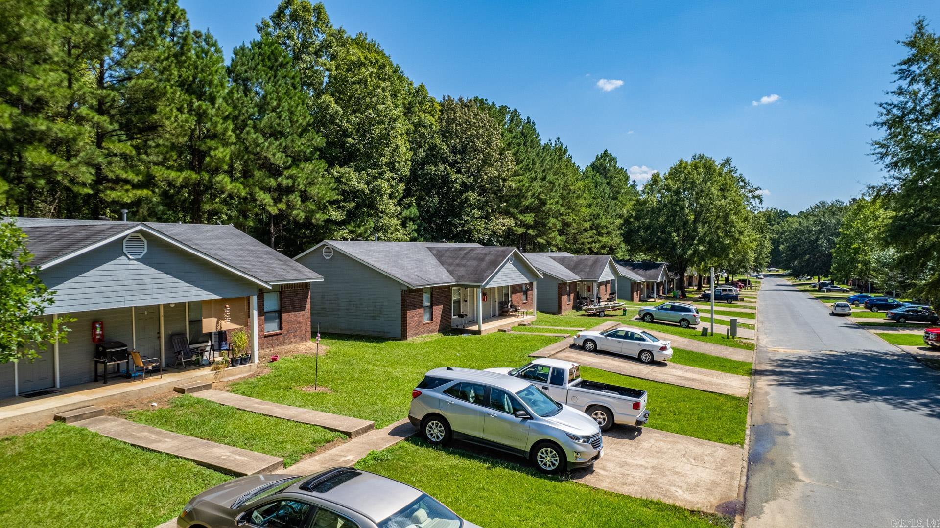 1309 Country Oaks  Benton, AR