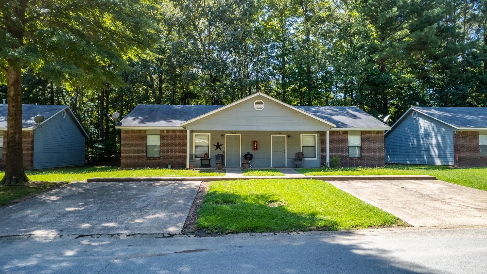 1309 Country Oaks  Benton, AR