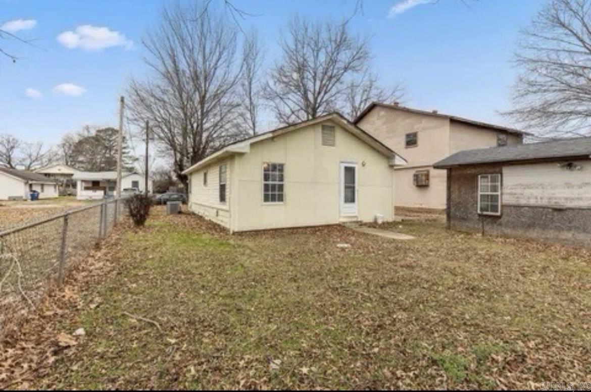 1406 vine street  North Little Rock, AR