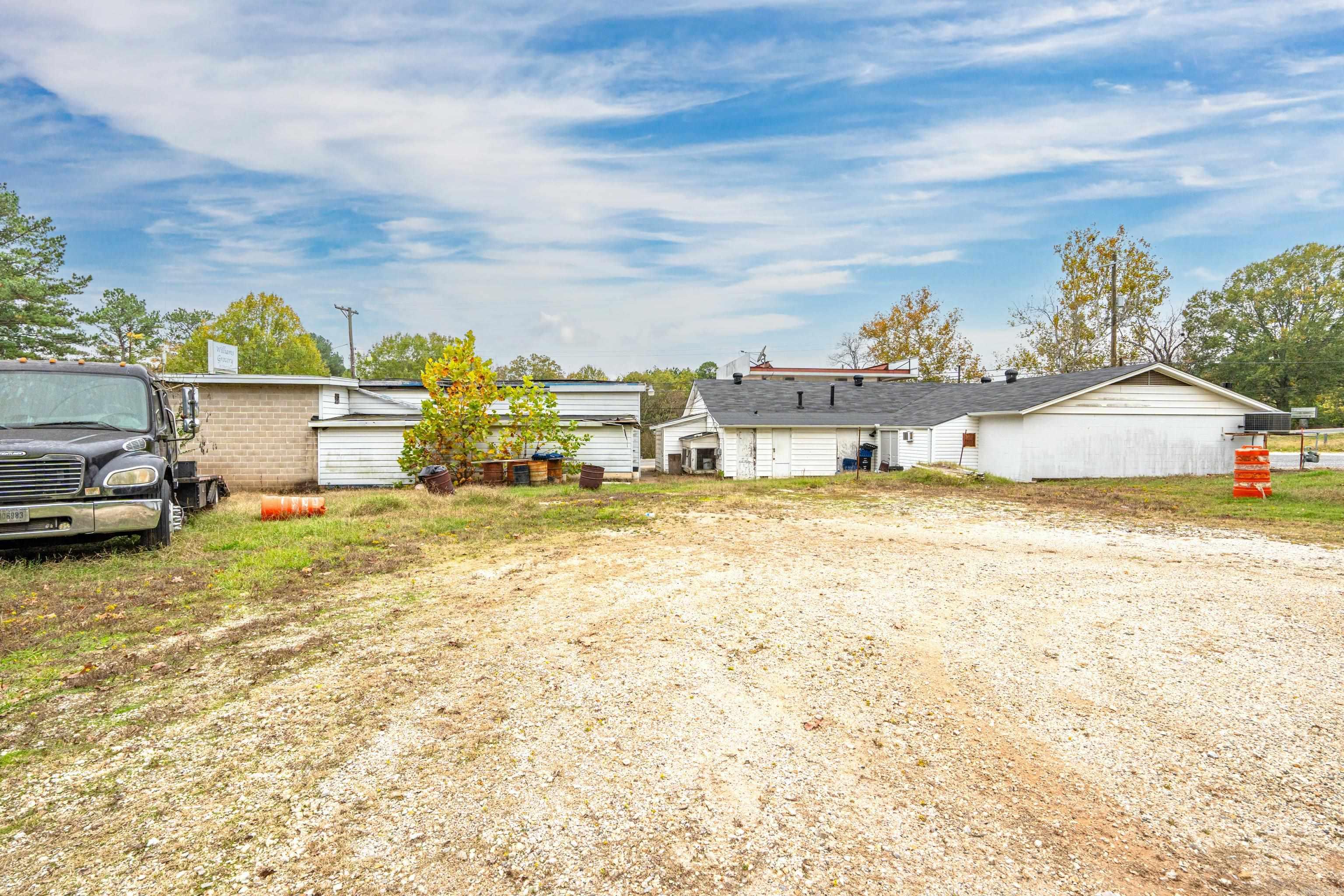 22214 Highway 51  Malvern, AR