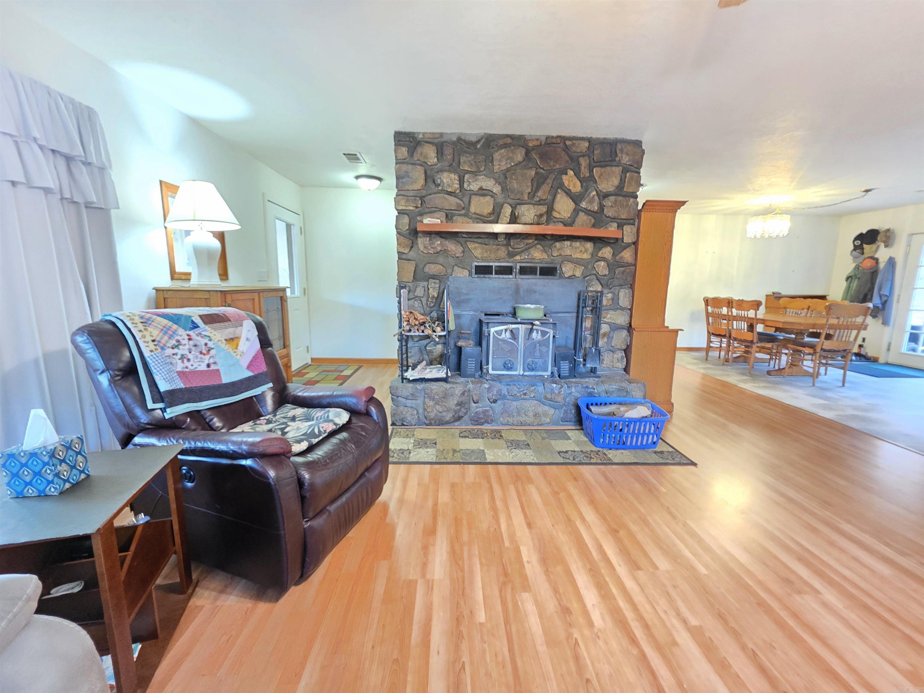 62 Dillard  Glenwood, AR