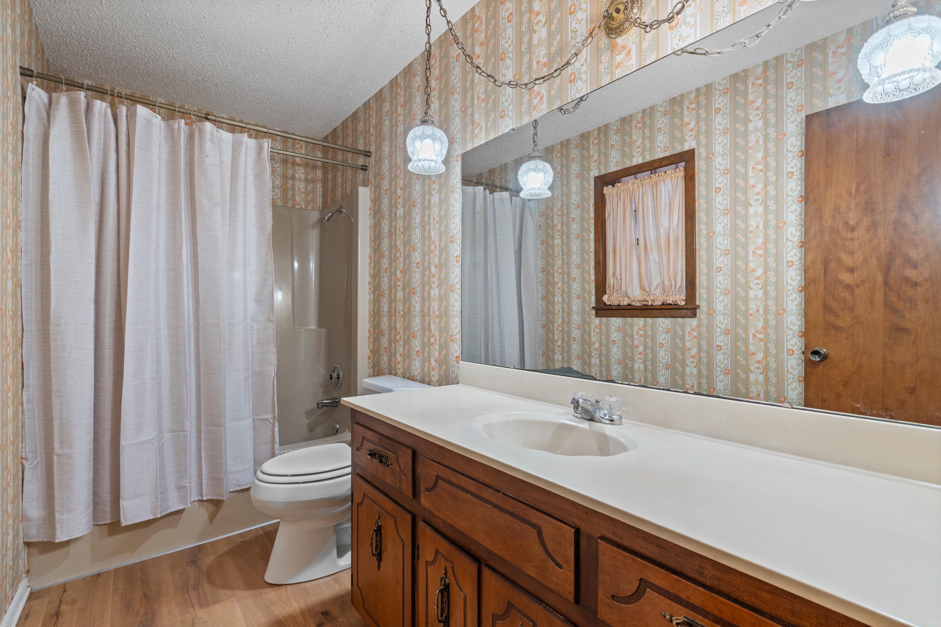 1068 Springhouse  Malvern, AR