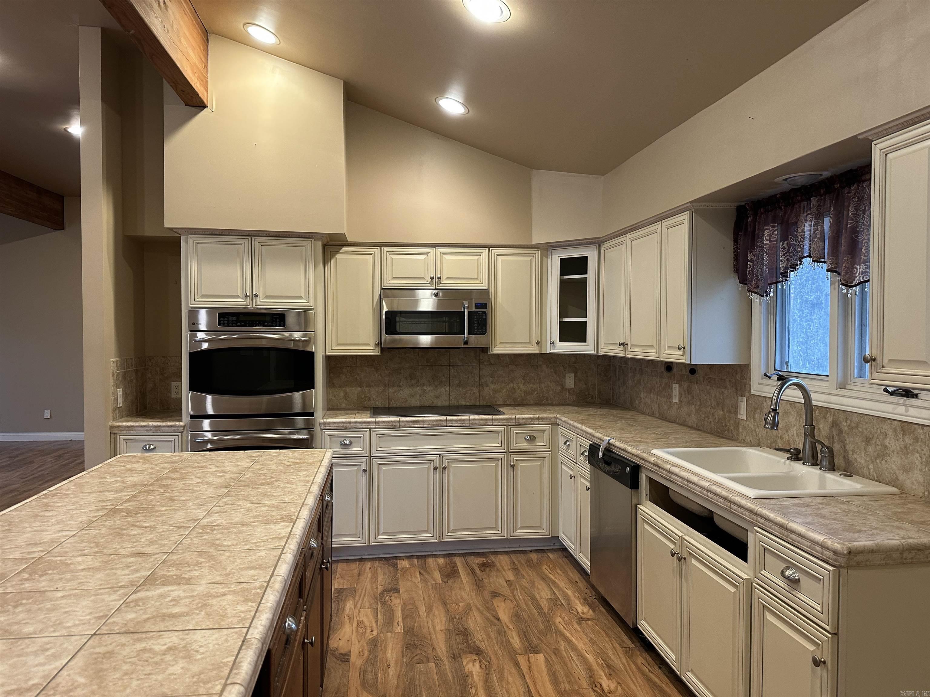 1761 Fairway Drive  Mountain Home, AR