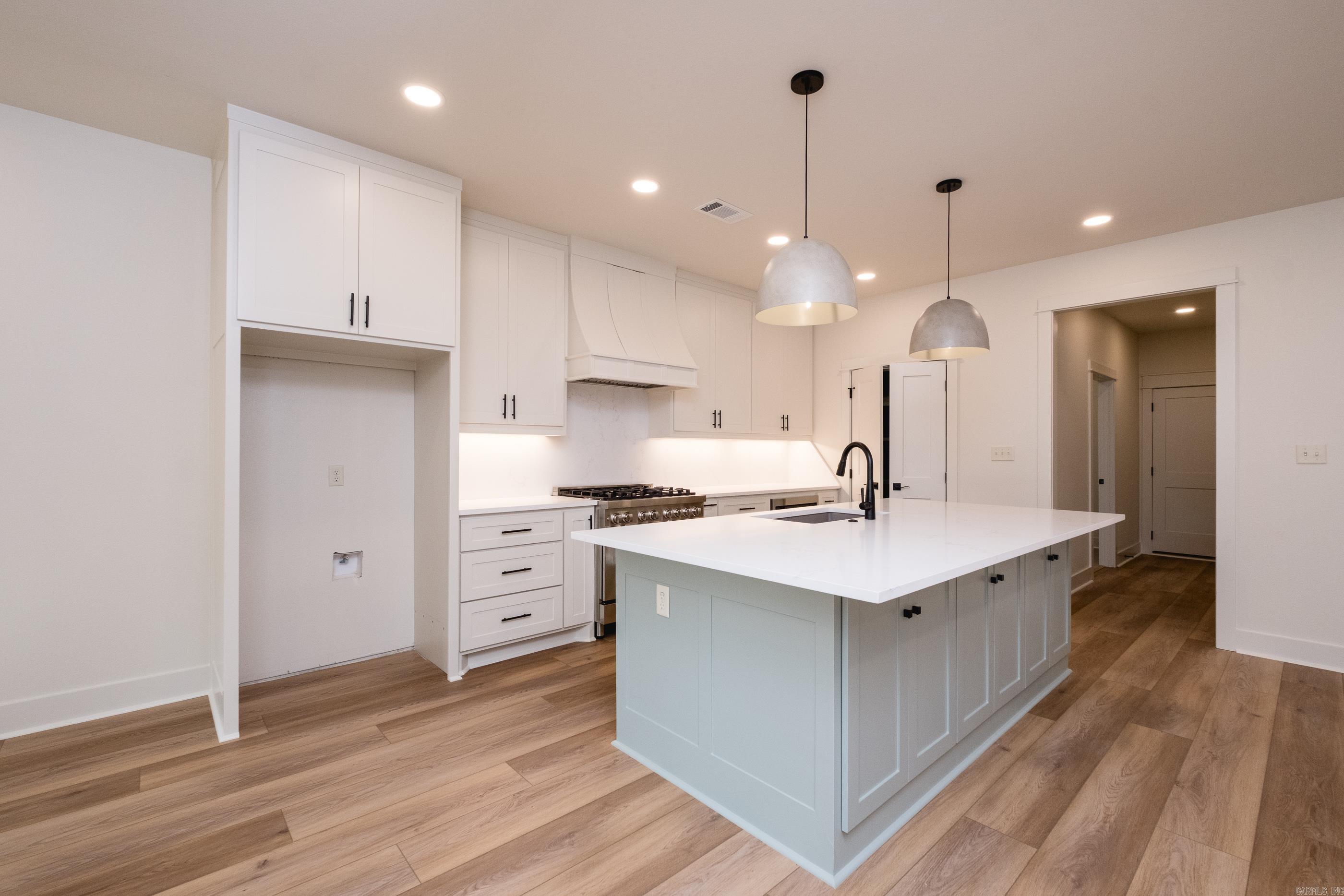 6119 Kenwood  Cammack Village, AR