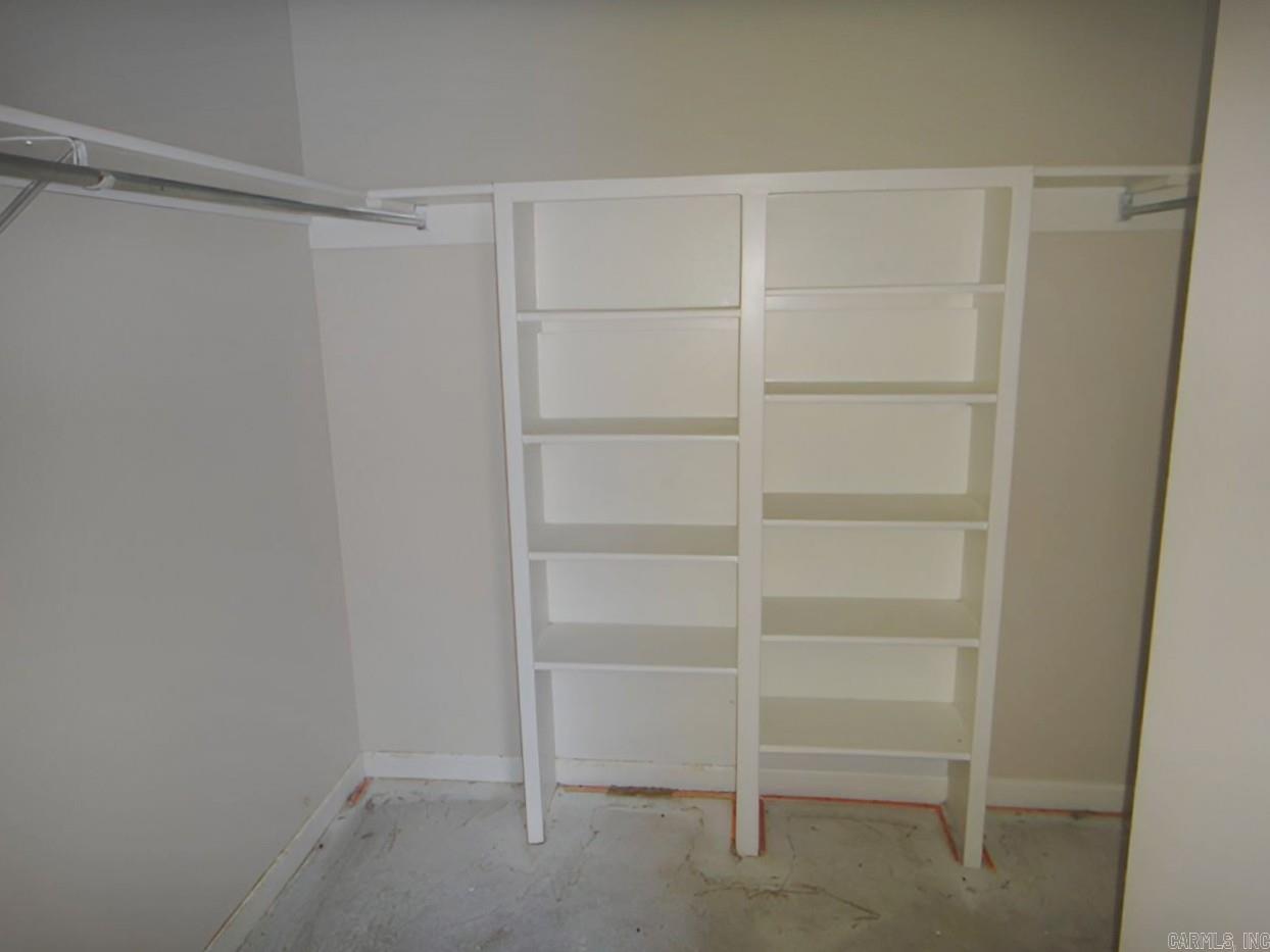 25 Shamsie  Ward, AR