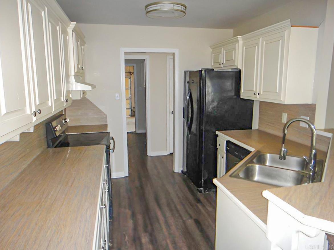 25 Shamsie  Ward, AR