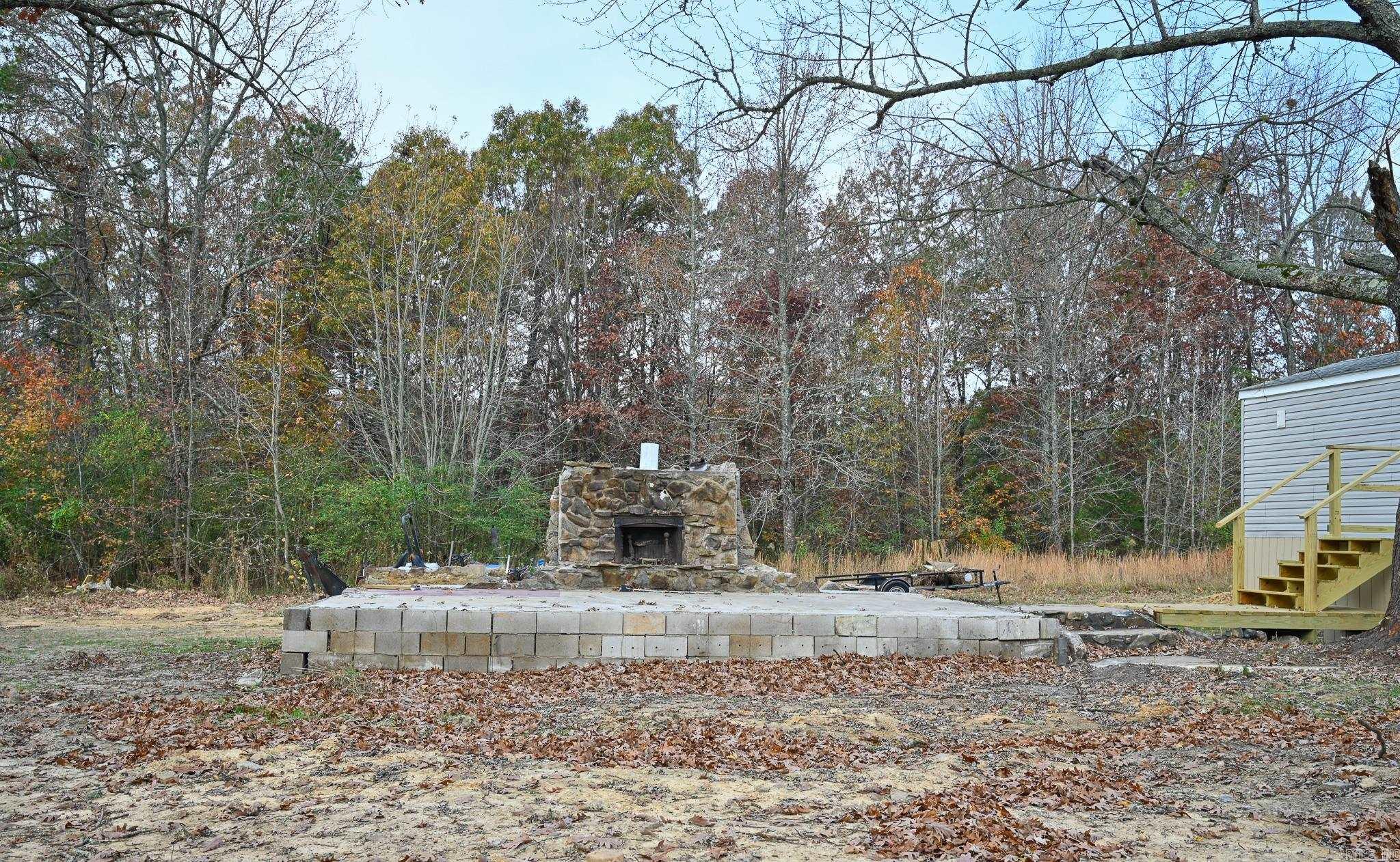 145 W Polk Road 76  Mena, AR