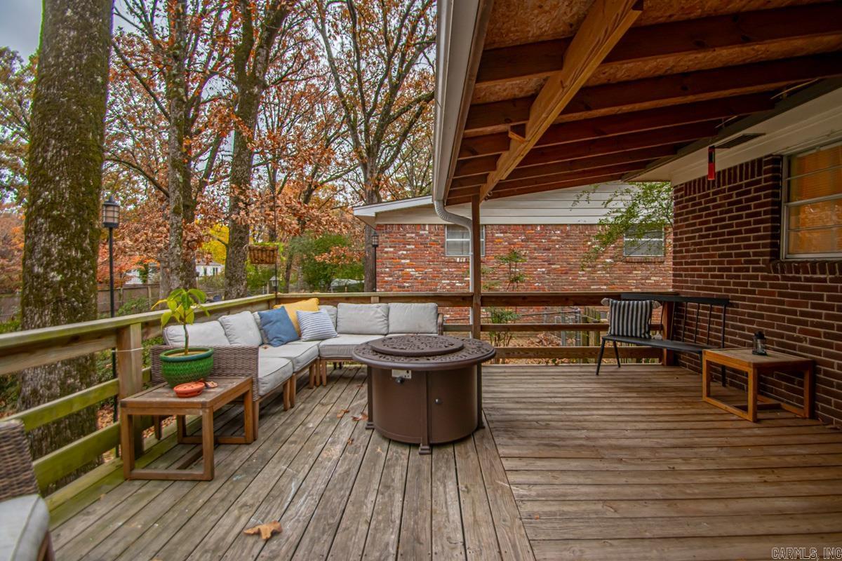 7203 L  Little Rock, AR