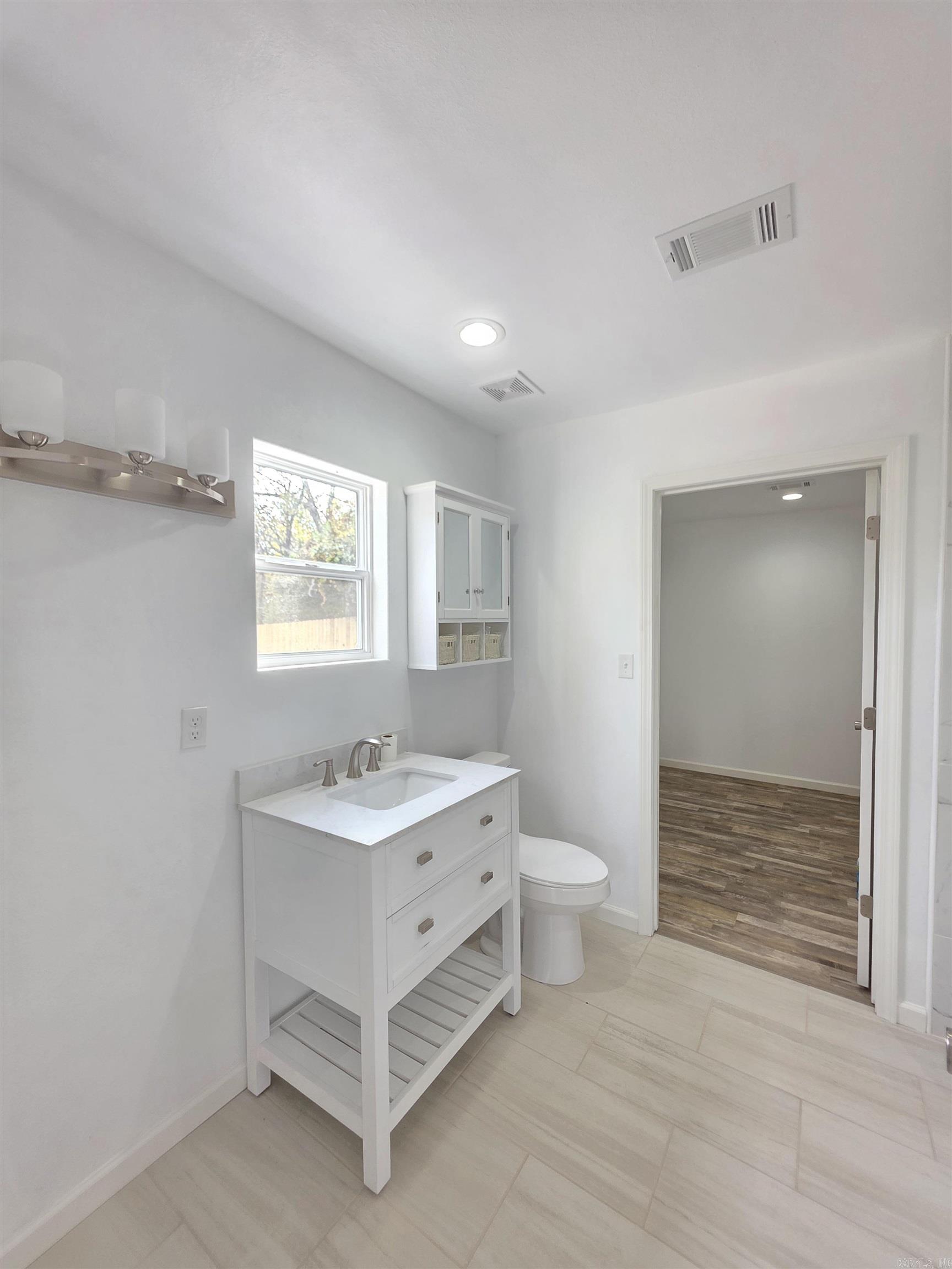 200 Panda St  Hot Springs, AR