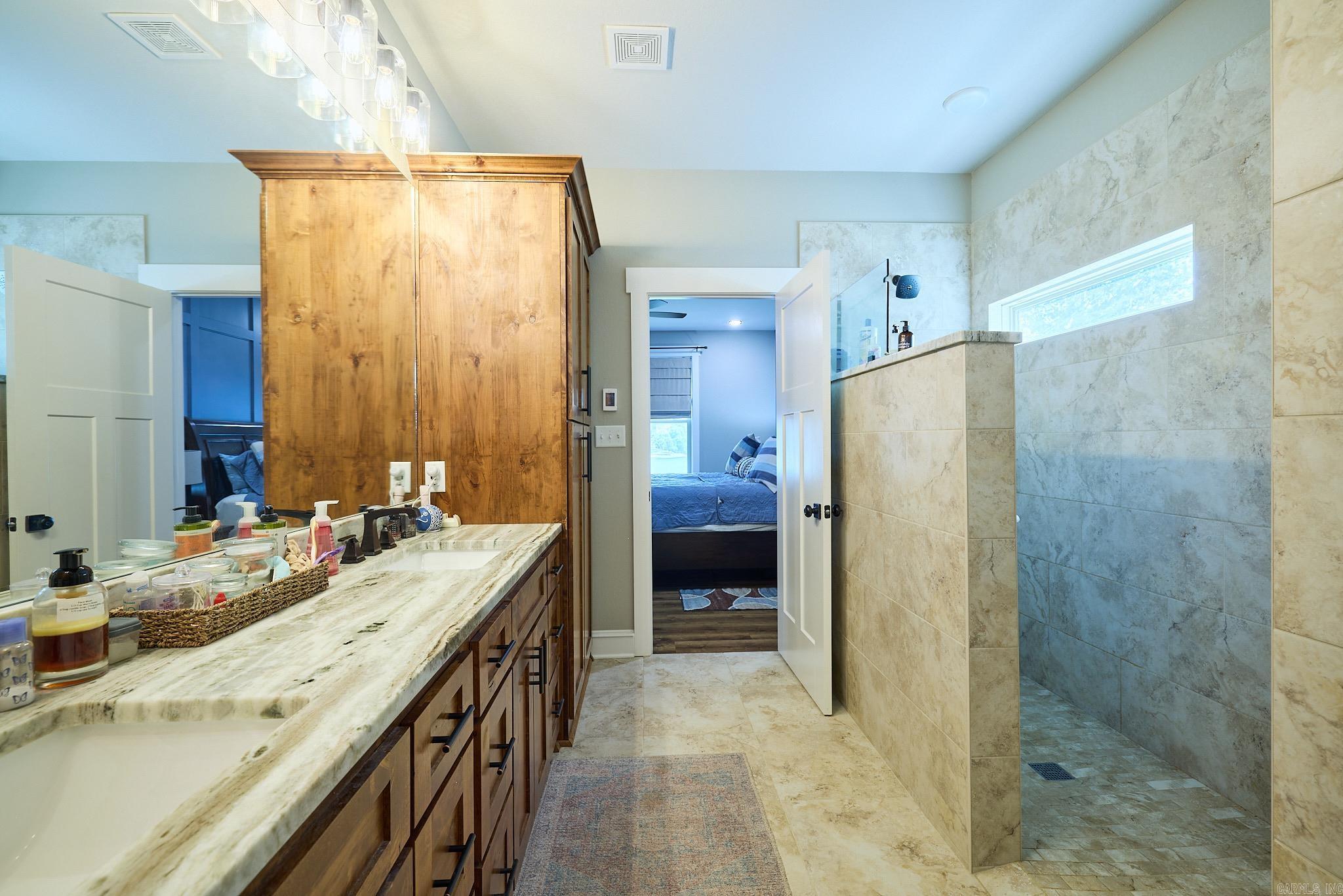 16728 Cabes Point  Alexander, AR