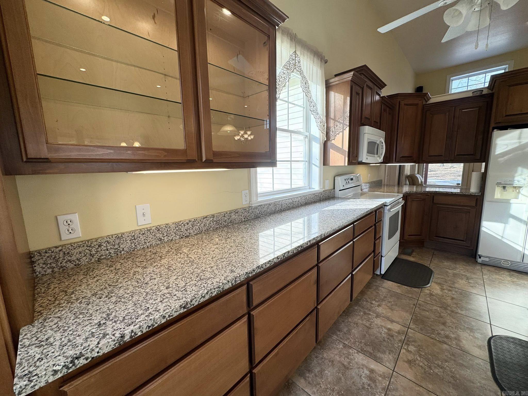 318 S Riggsville  Mountain View, AR