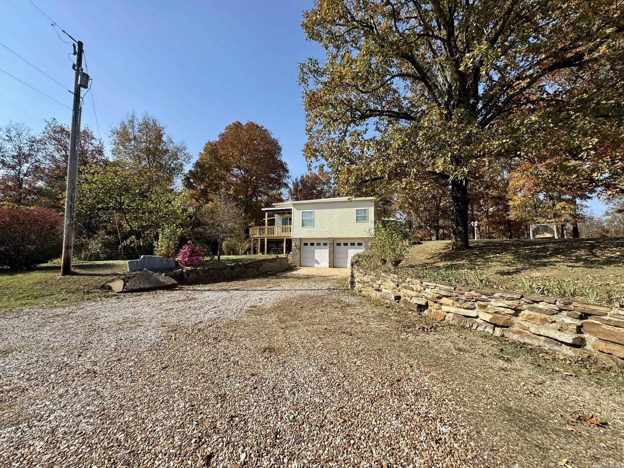 318 S Riggsville  Mountain View, AR