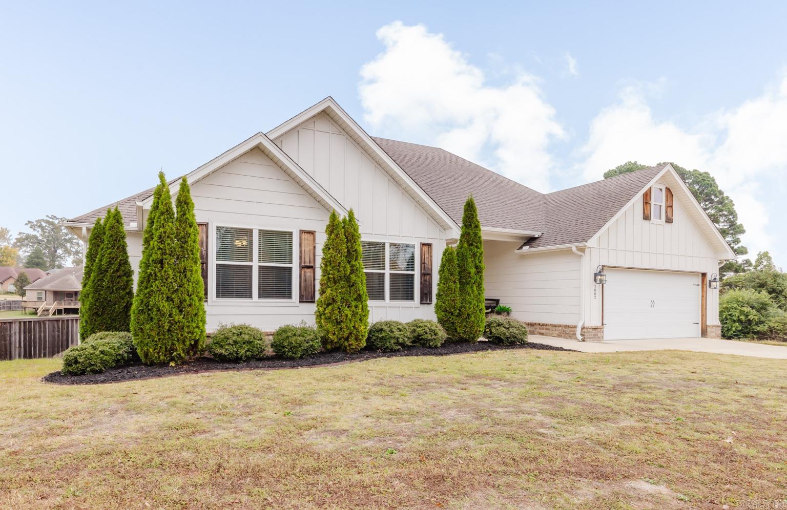 1002 Hunter Lee Dr  Bryant, AR