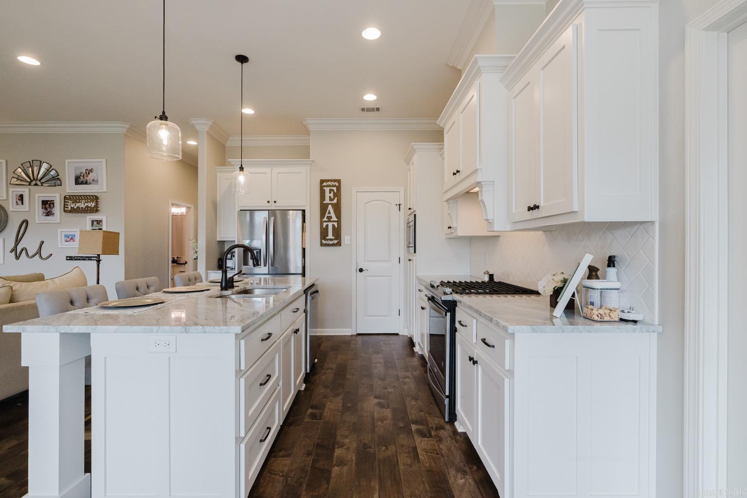 1002 Hunter Lee Dr  Bryant, AR