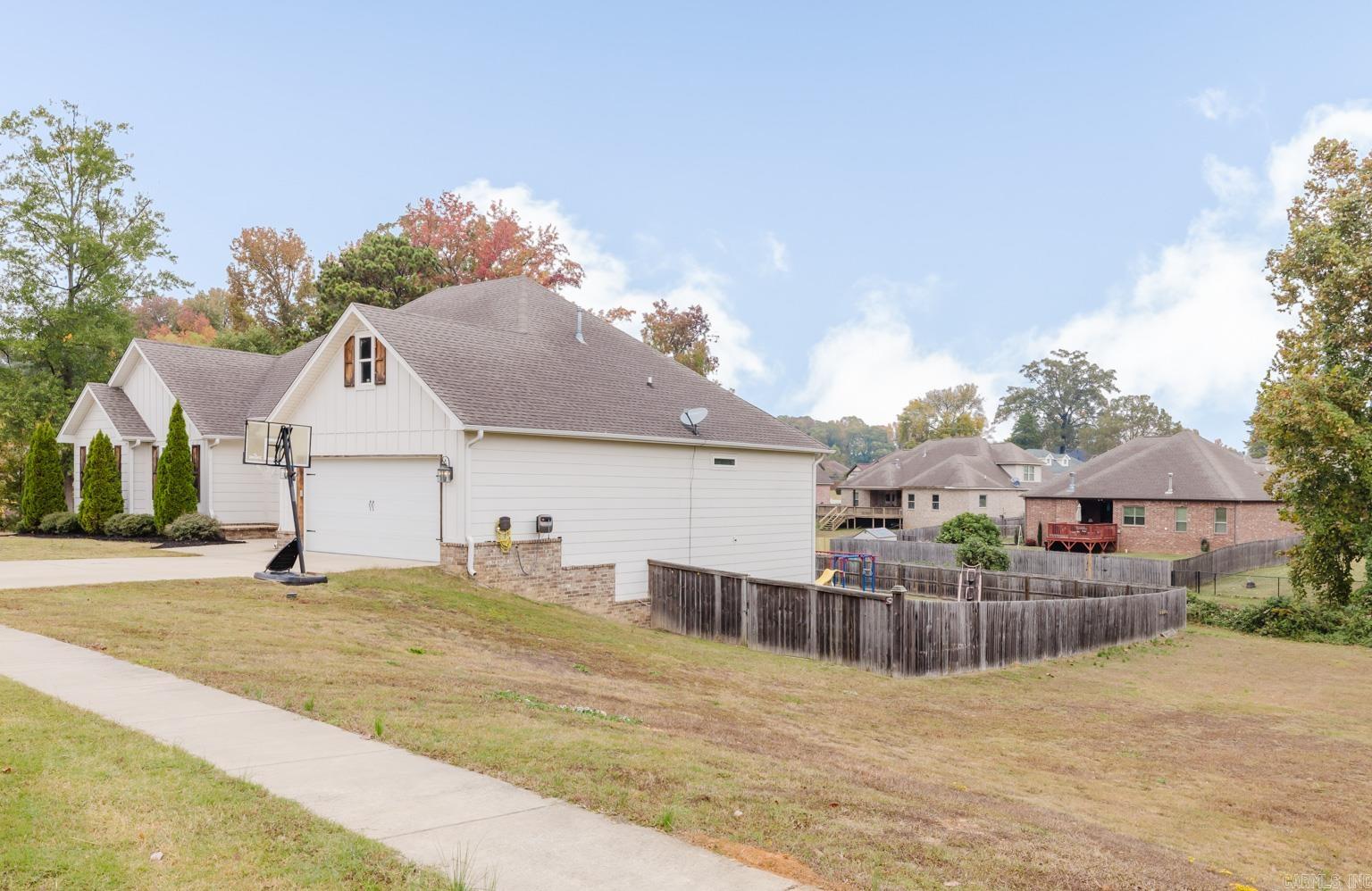 1002 Hunter Lee Dr  Bryant, AR