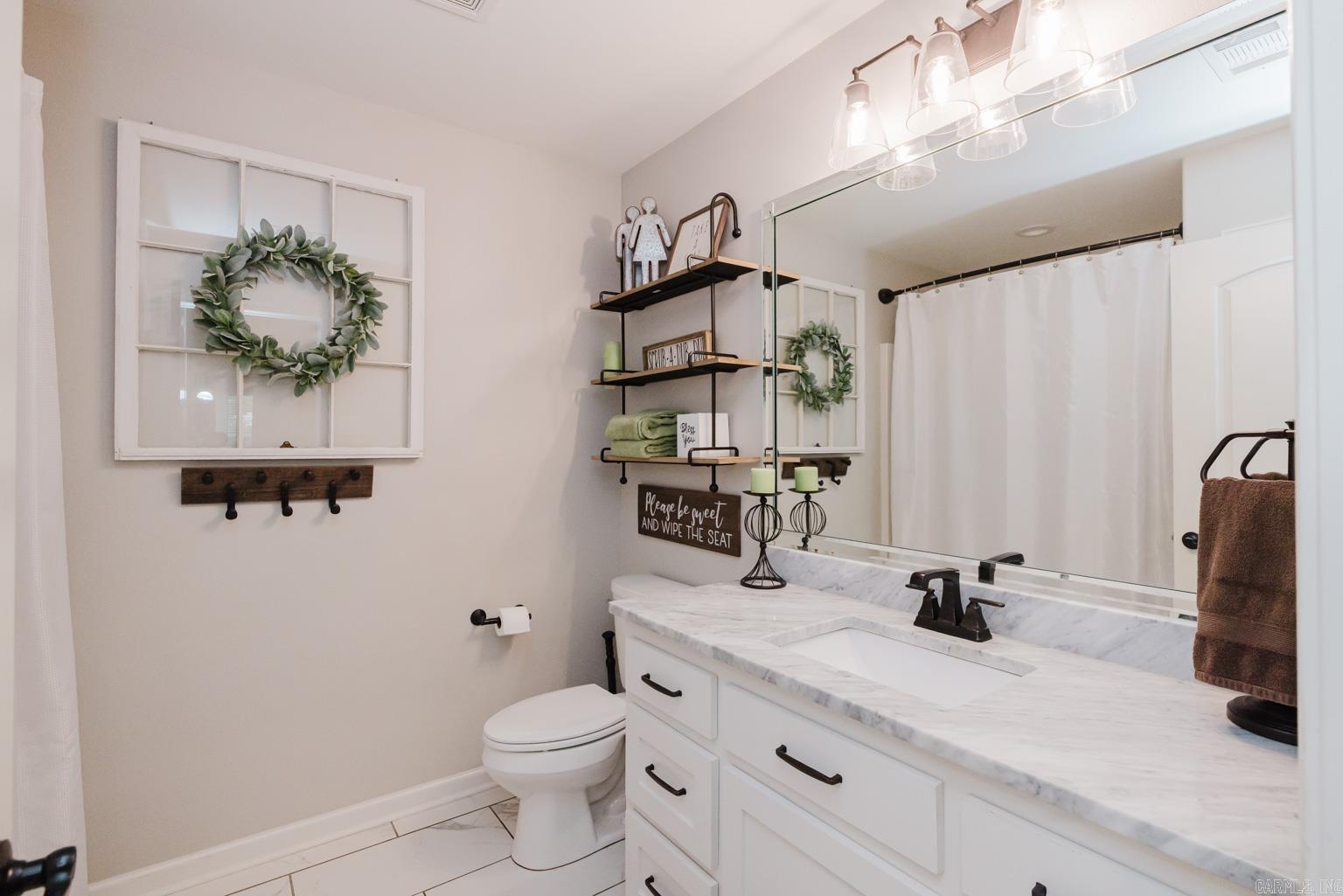 1002 Hunter Lee Dr  Bryant, AR