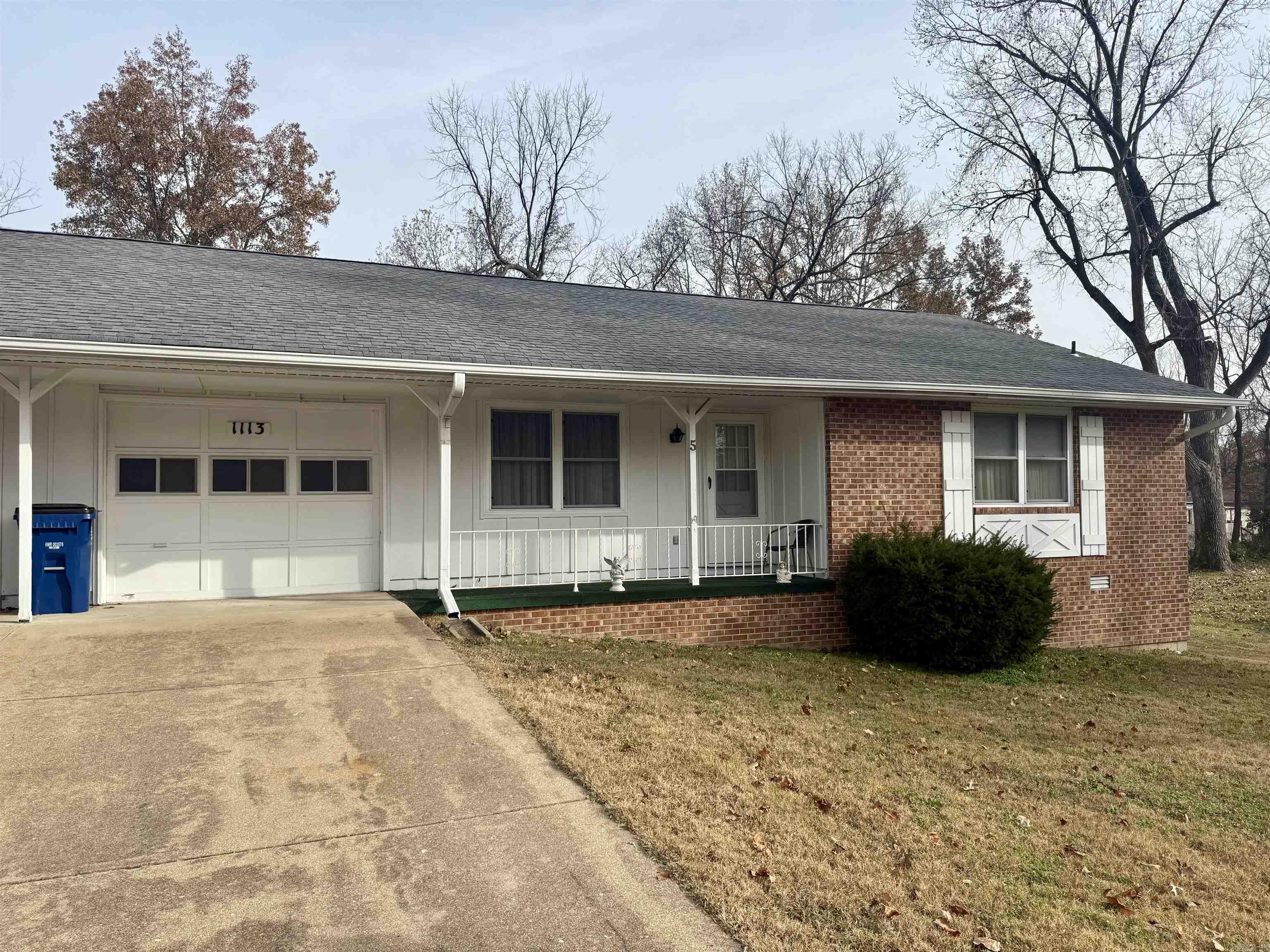 1113 Meadowbrook Drive  Mountain Home, AR