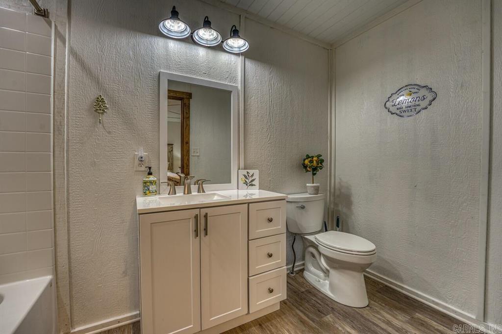 18659 & 18607 N US-65  Saint Joe, AR