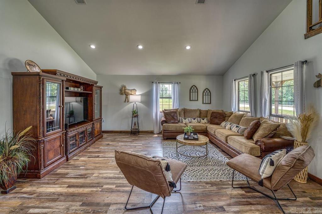 18659 & 18607 N US-65  Saint Joe, AR