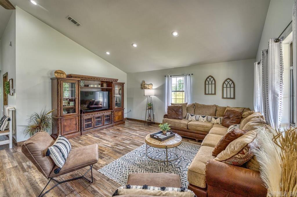 18659 & 18607 N US-65  Saint Joe, AR