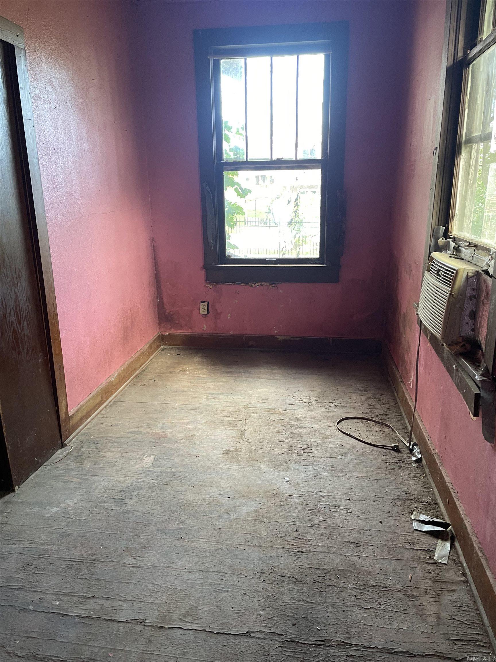 124 Pleasant  Hot Springs, AR