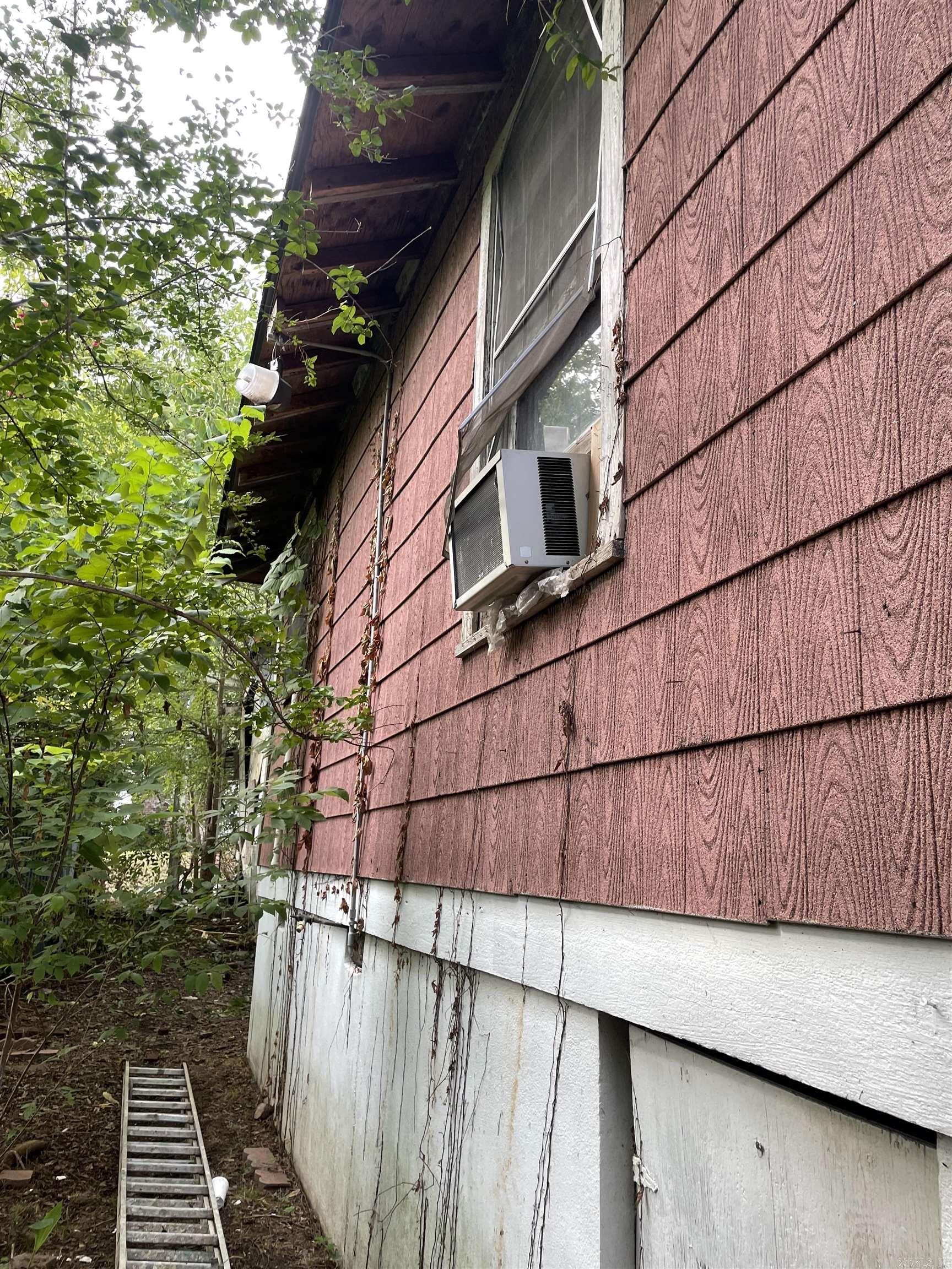 124 Pleasant  Hot Springs, AR