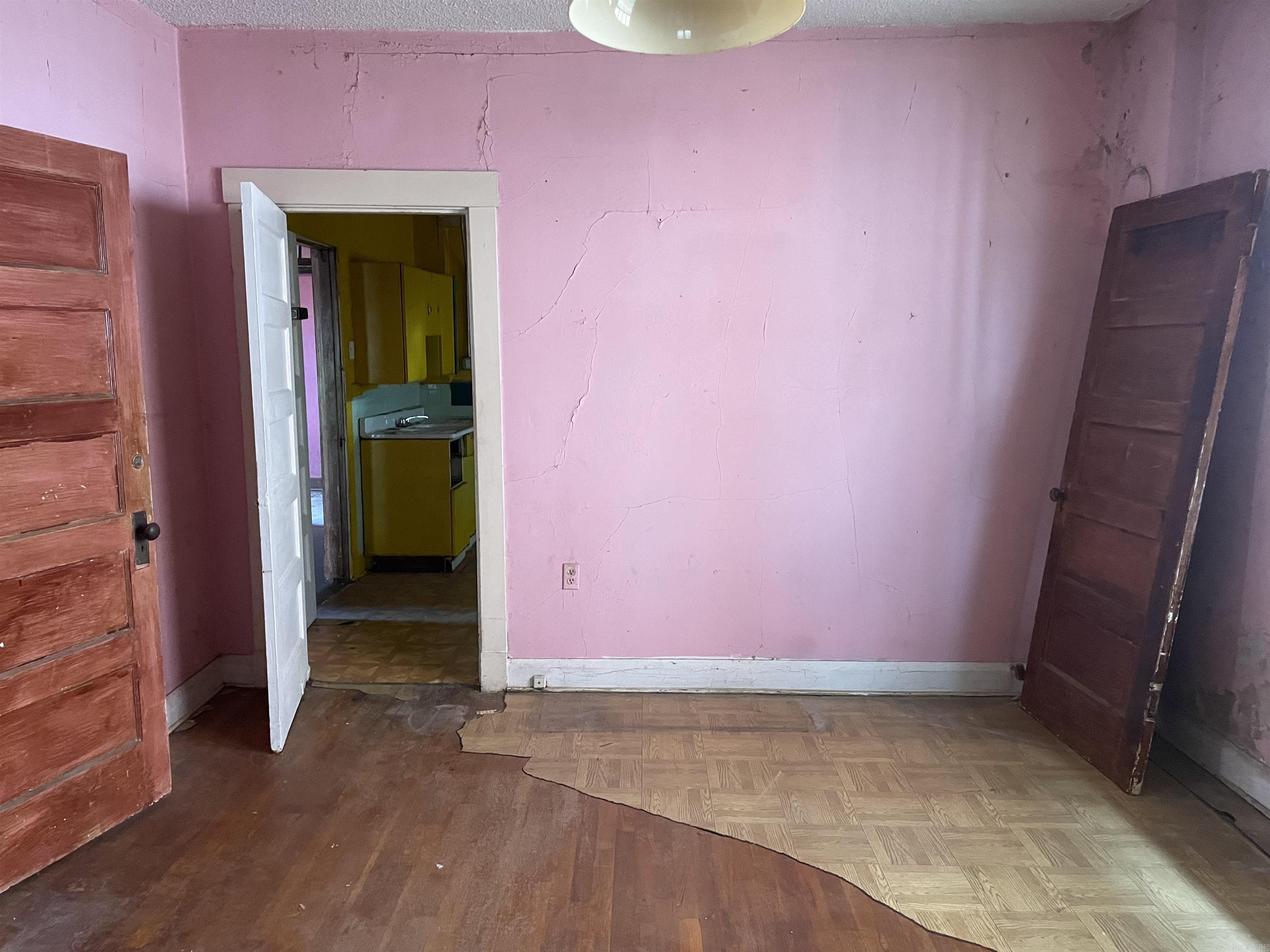 124 Pleasant  Hot Springs, AR